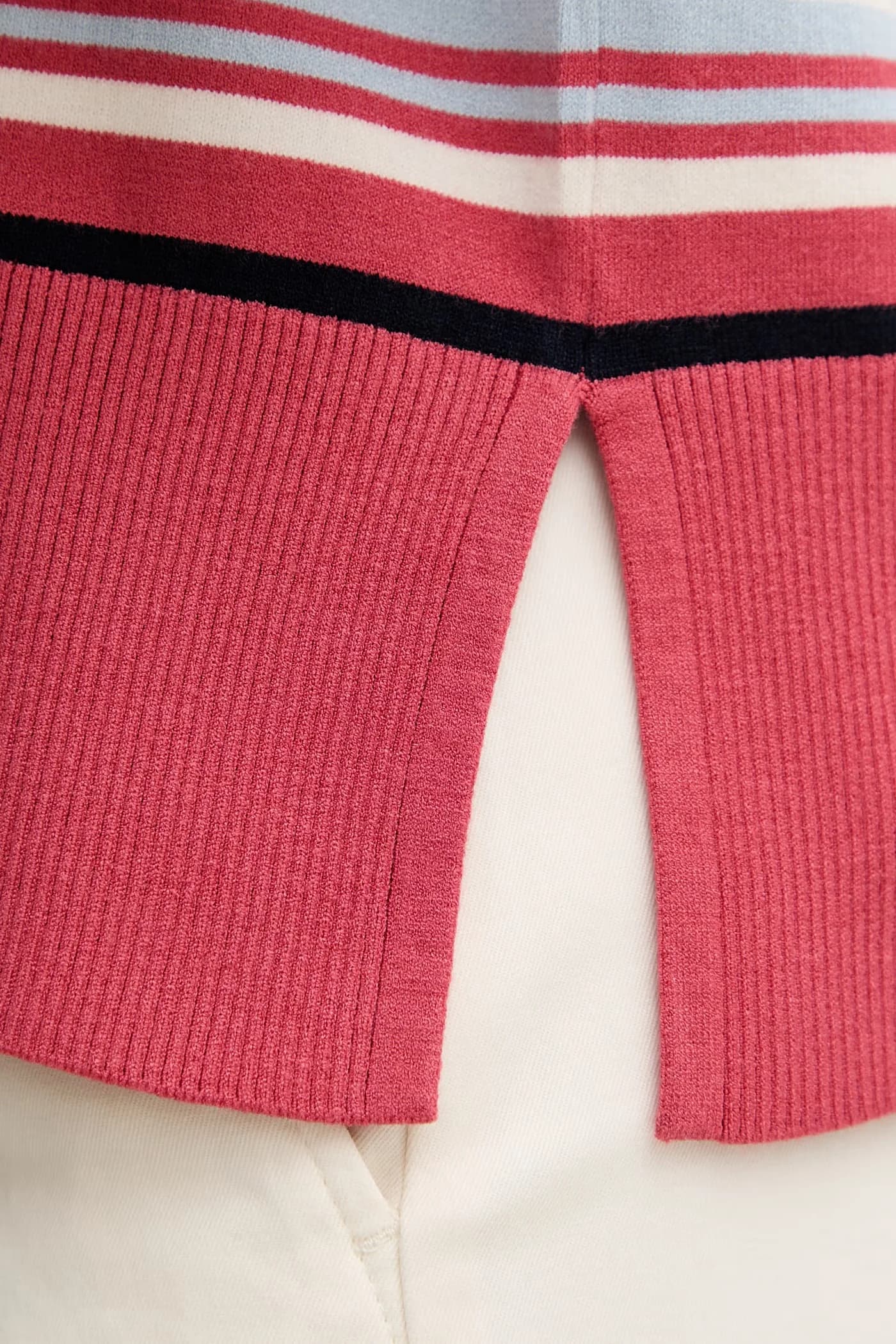 Женский свитер из вискозы - фото 5