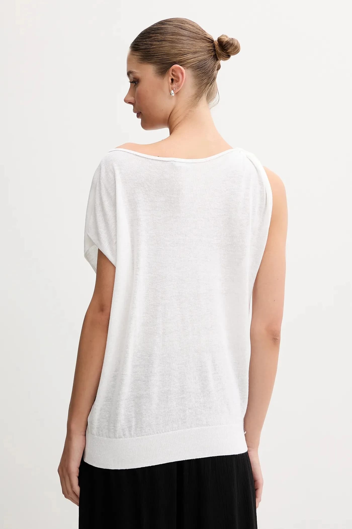 футболка бежевая для женщин - фото 3