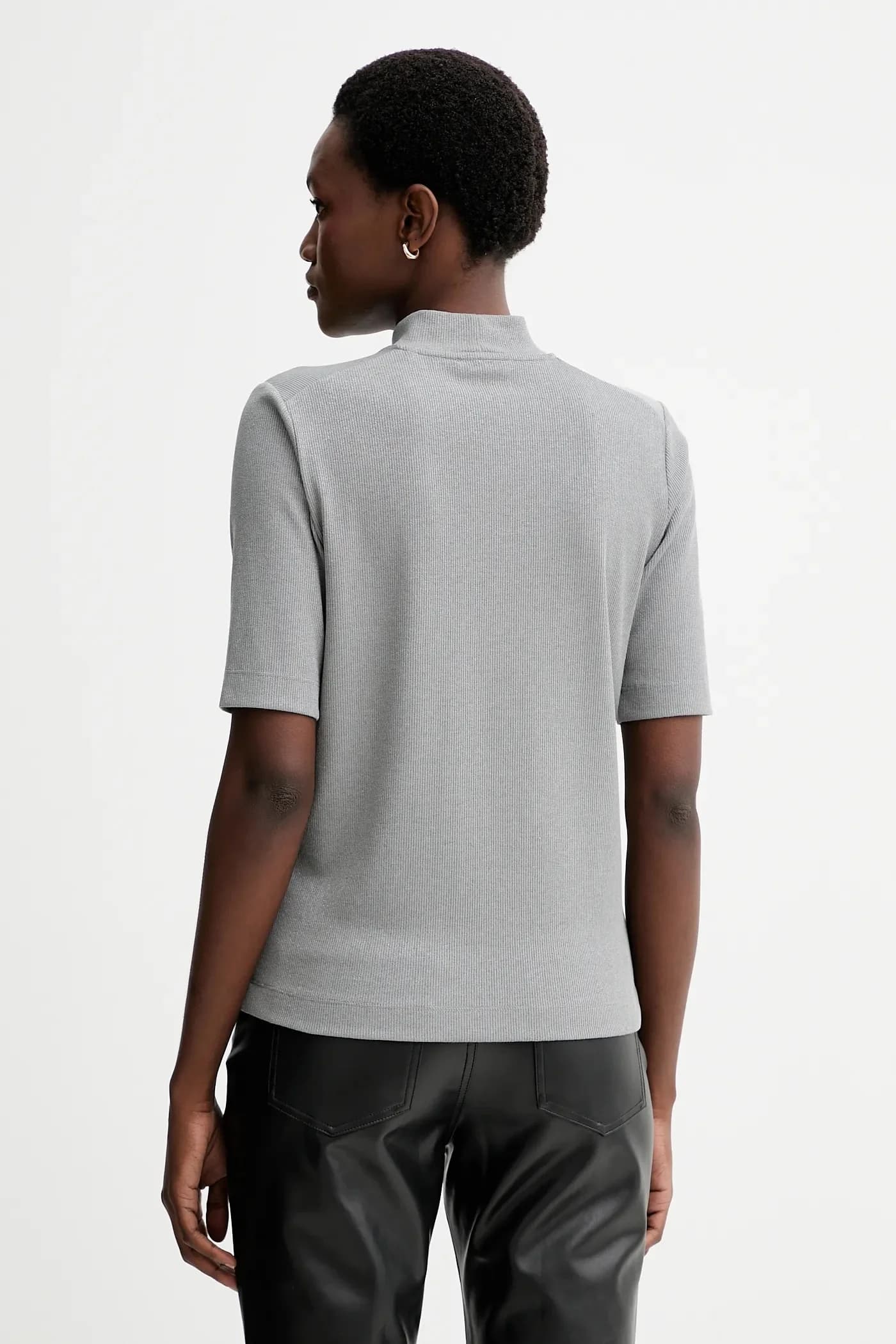 футболка серая для женщин - фото 3