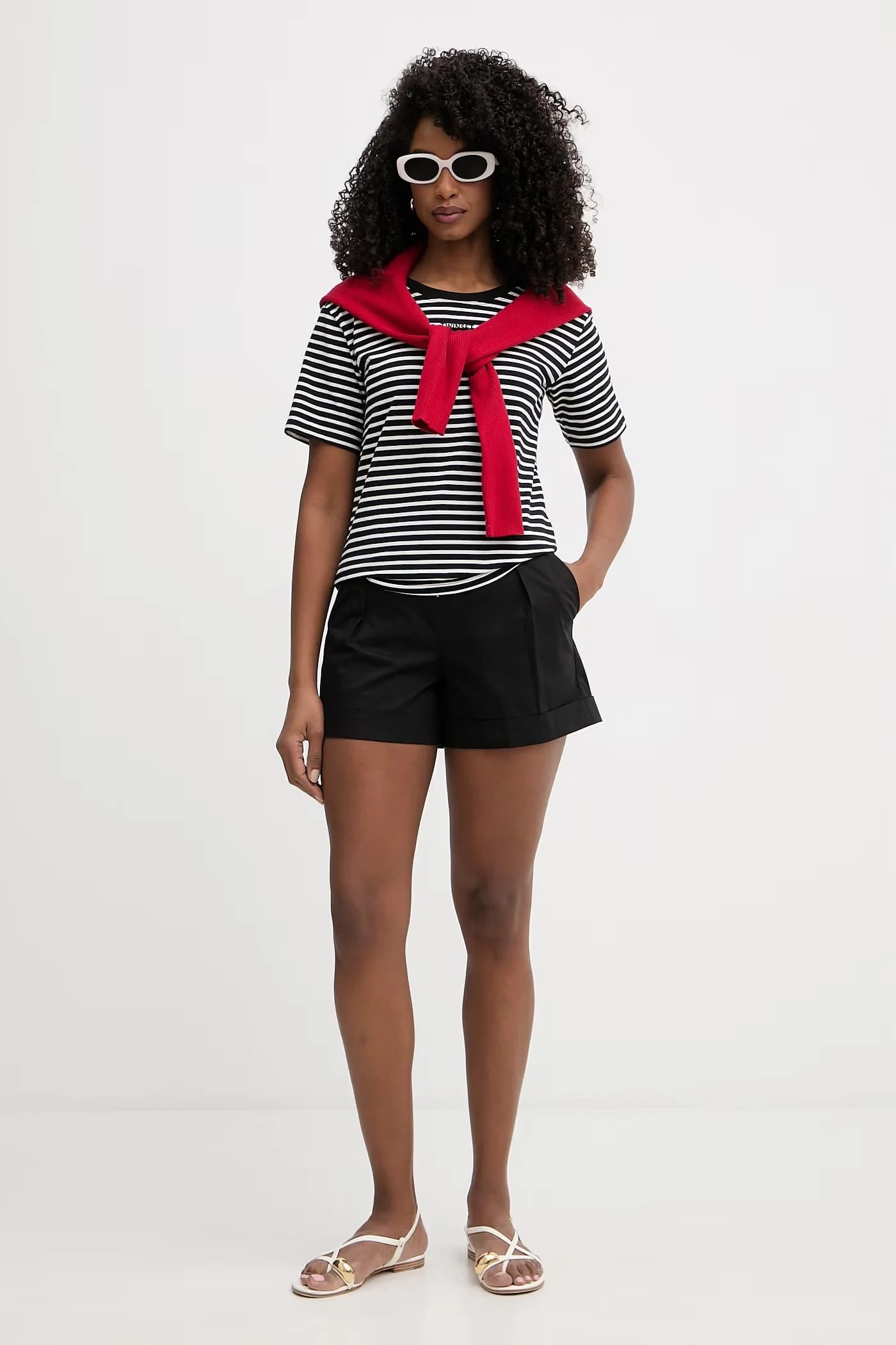 Женская хлопковая футболка с эластаном черная для женщин - фото 2