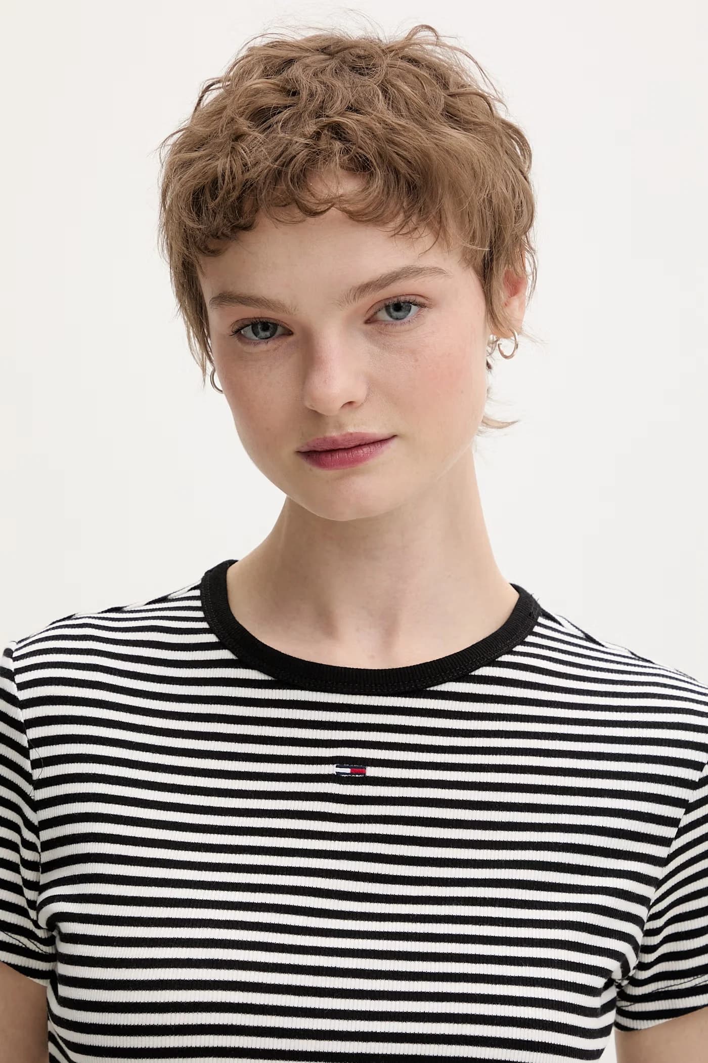 Базовая женская футболка из хлопка с эластаном, 2 пары - фото 7