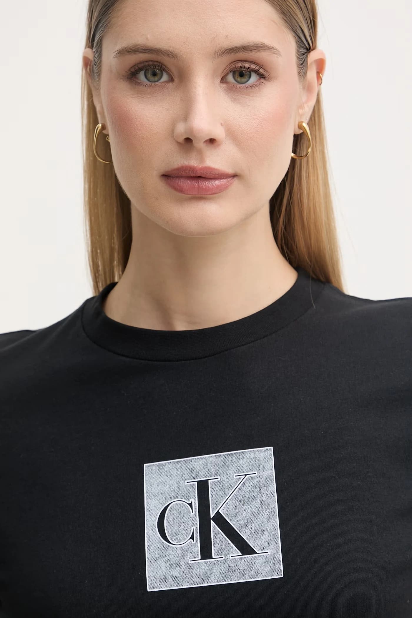 Женская хлопковая футболка черная для женщин - фото 4