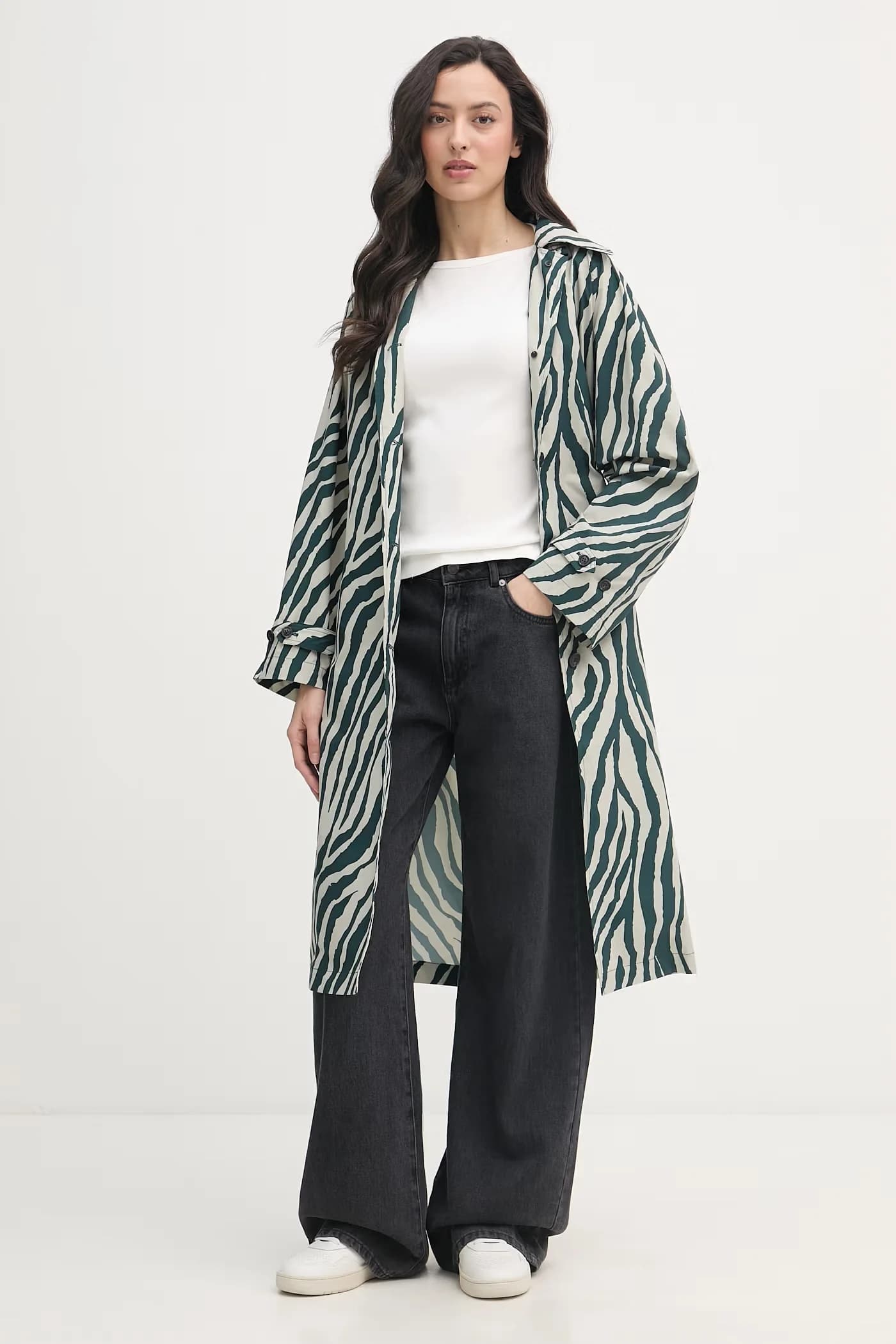 Женская хлопковая футболка бежевая для женщин - фото 2