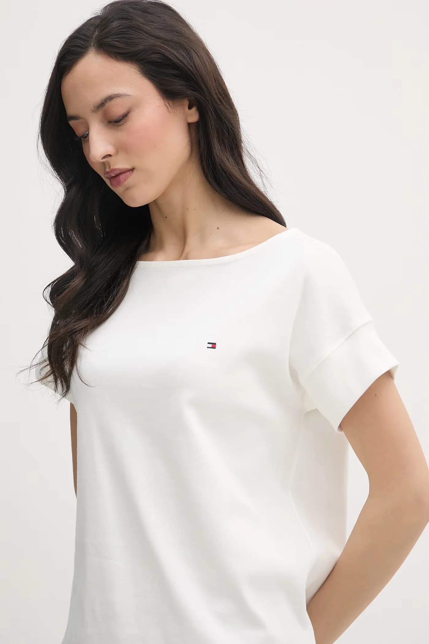 Женская хлопковая футболка бежевая для женщин - фото 4