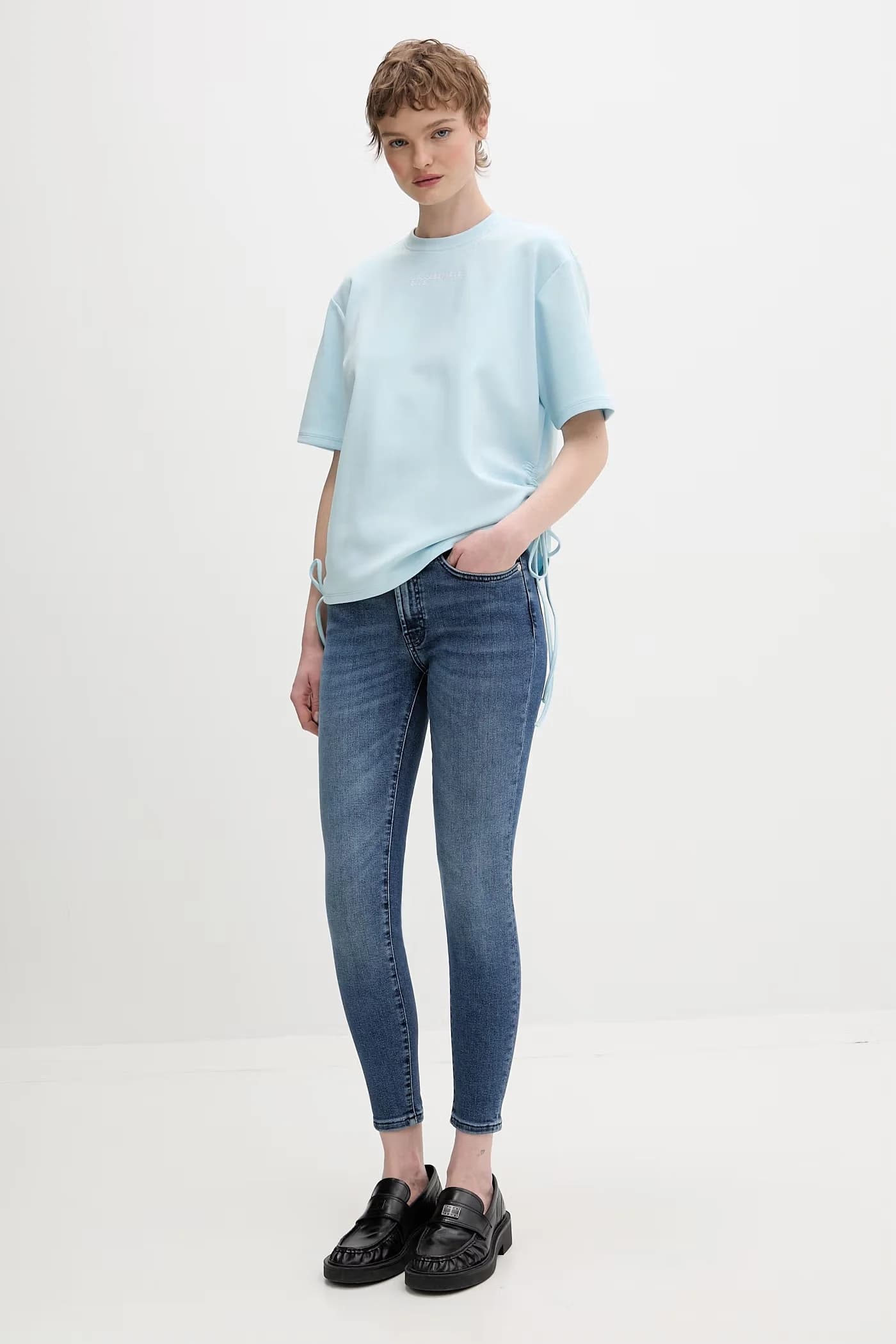 Женская футболка синяя для женщин - фото 2