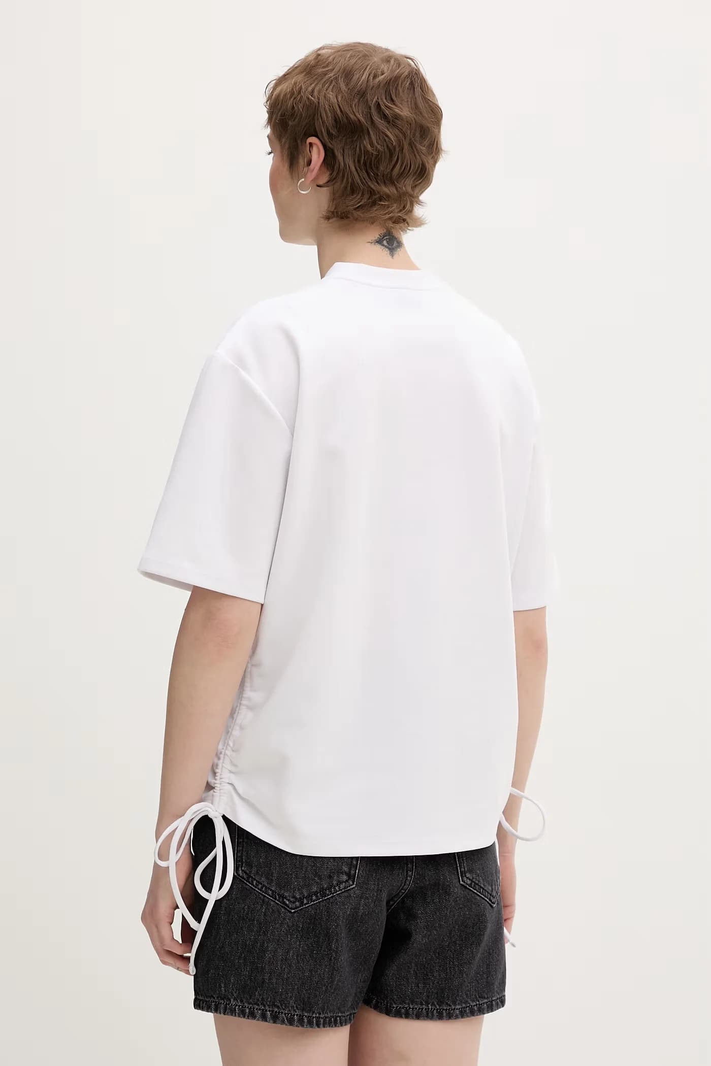 Женская футболка белая для женщин - фото 3