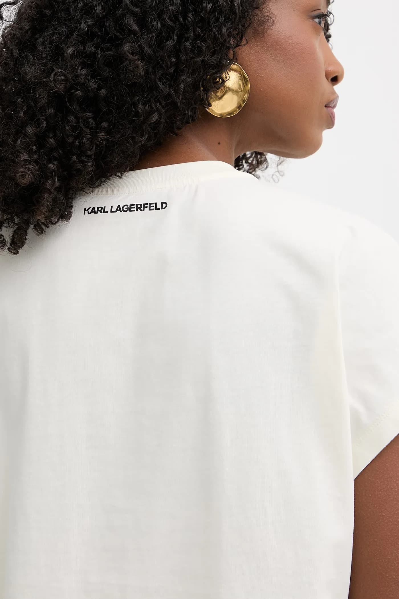 Женская хлопковая футболка бежевая для женщин - фото 5