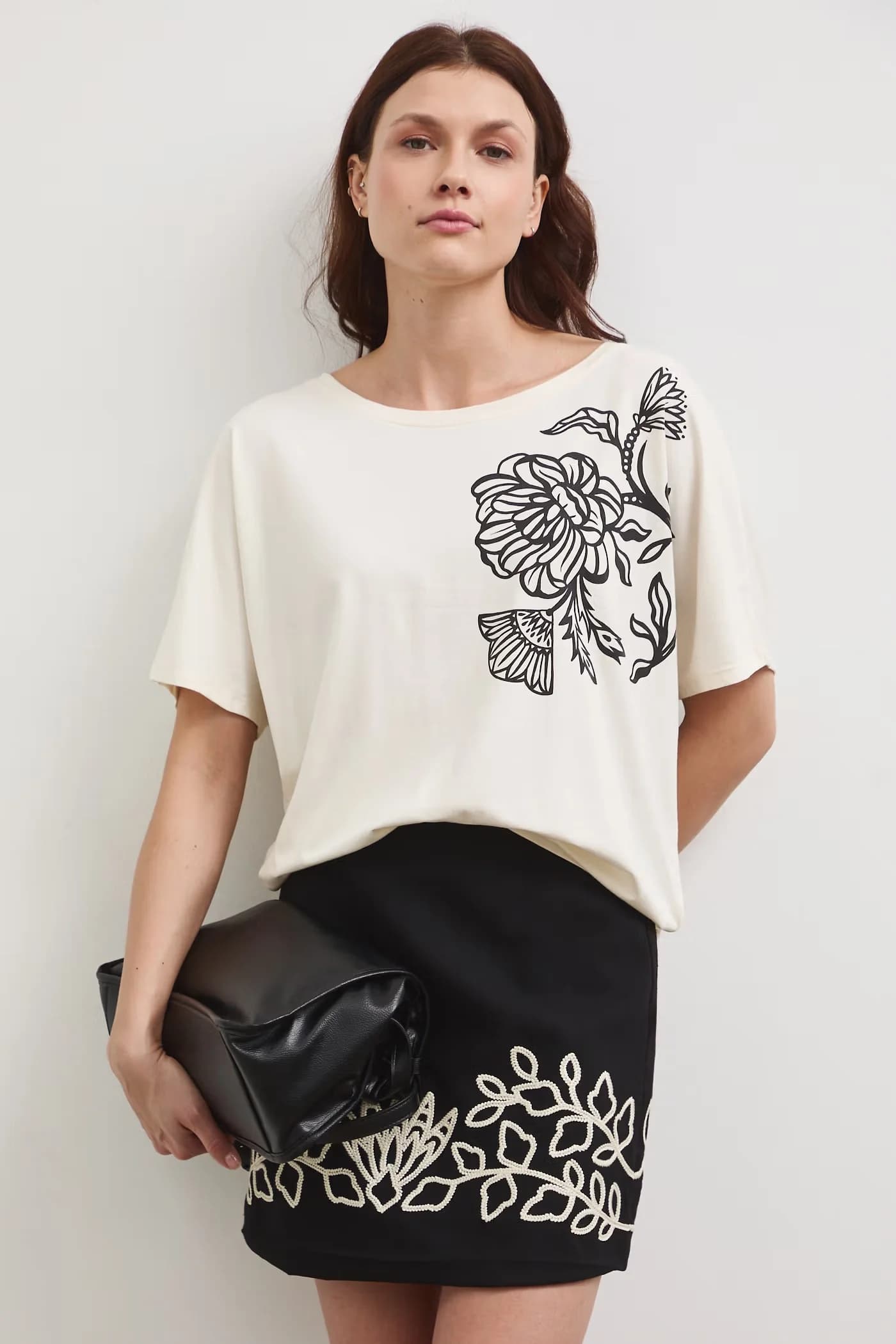 футболка бежевая для женщин