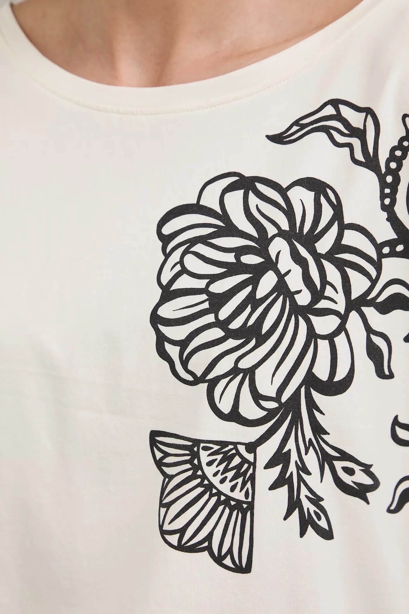 футболка бежевая для женщин - фото 5