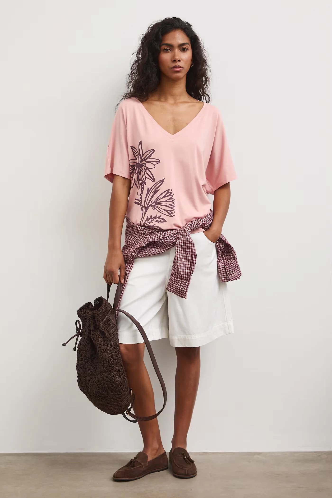 футболка розовая для женщин - фото 2