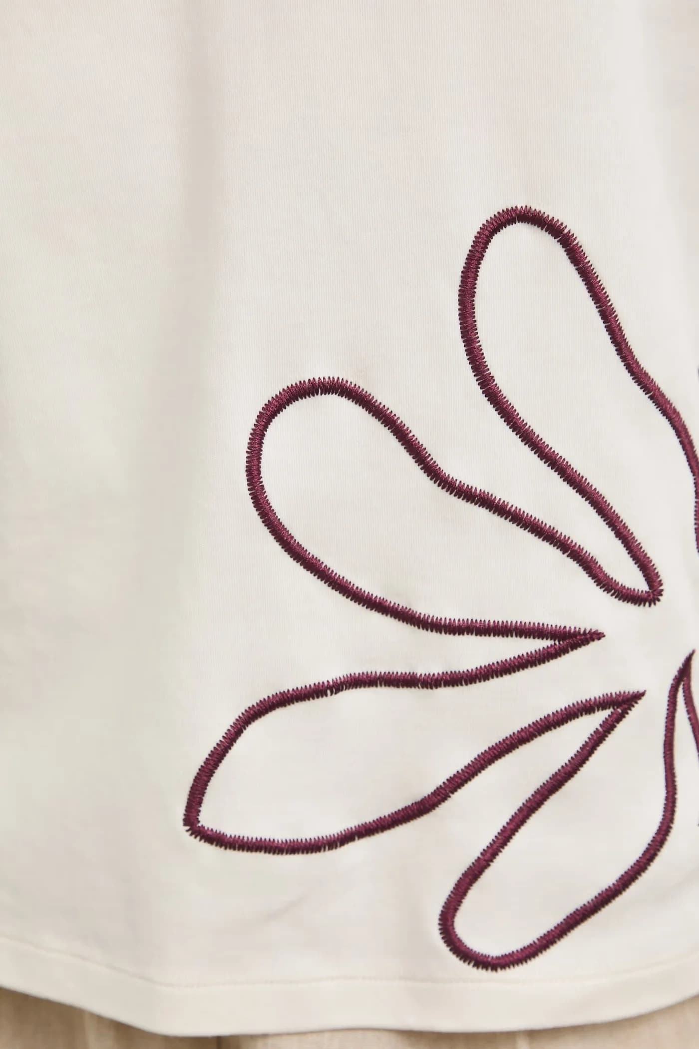 Хлопковая футболка бежевая для женщин - фото 5