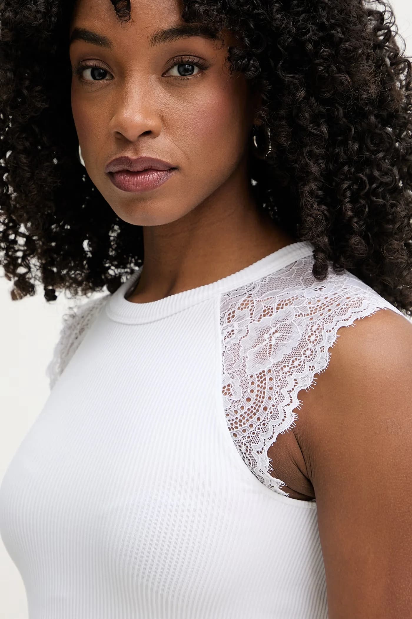 женский укороченный топ MILLIE - фото 4