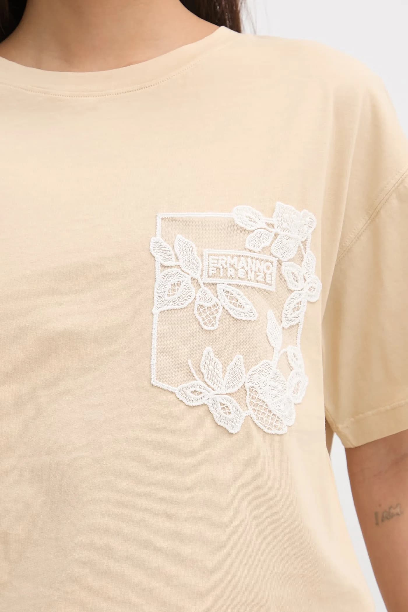 Базовая женская хлопковая футболка - фото 5