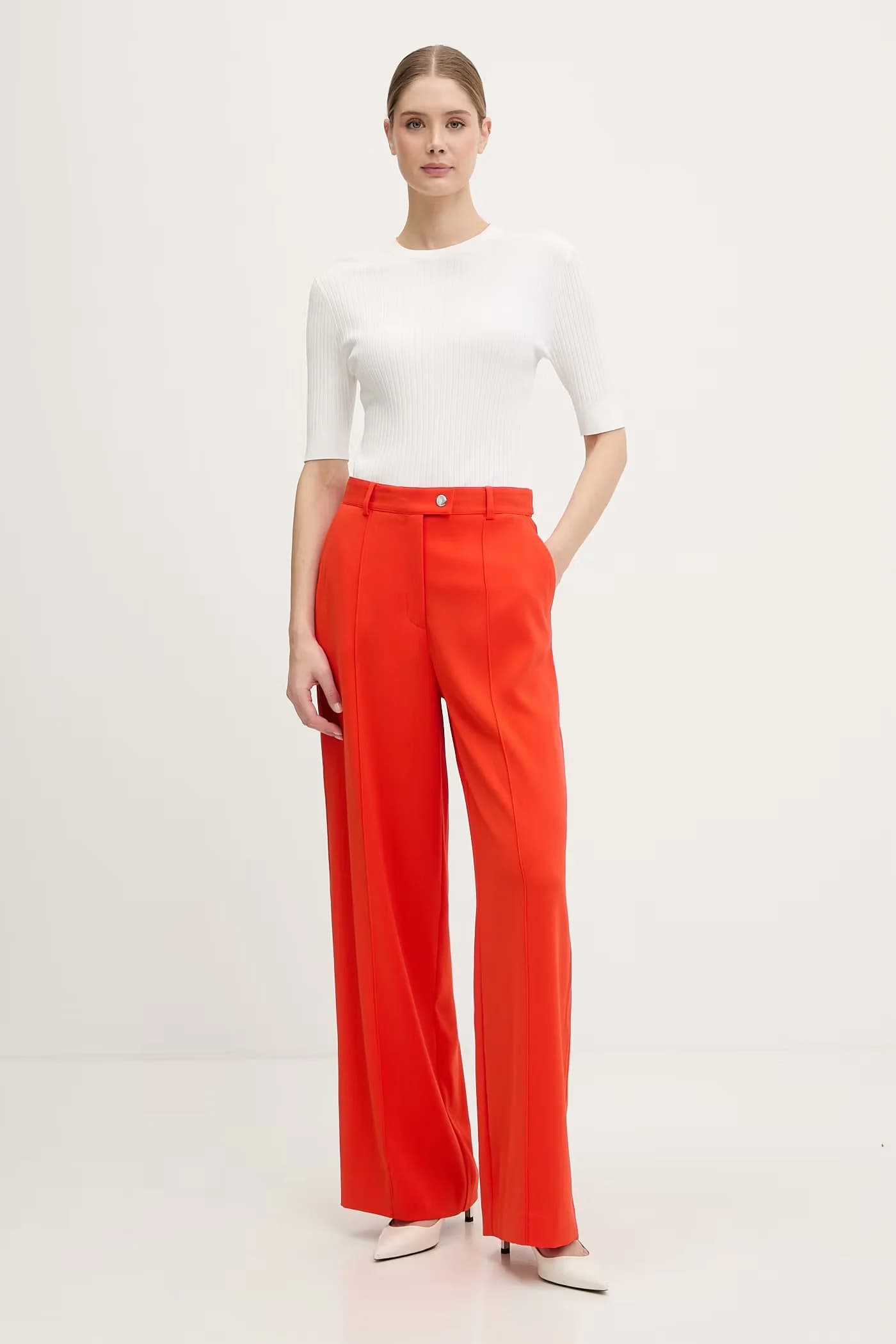 Базовая женская футболка с вискозой JADOU - фото 2