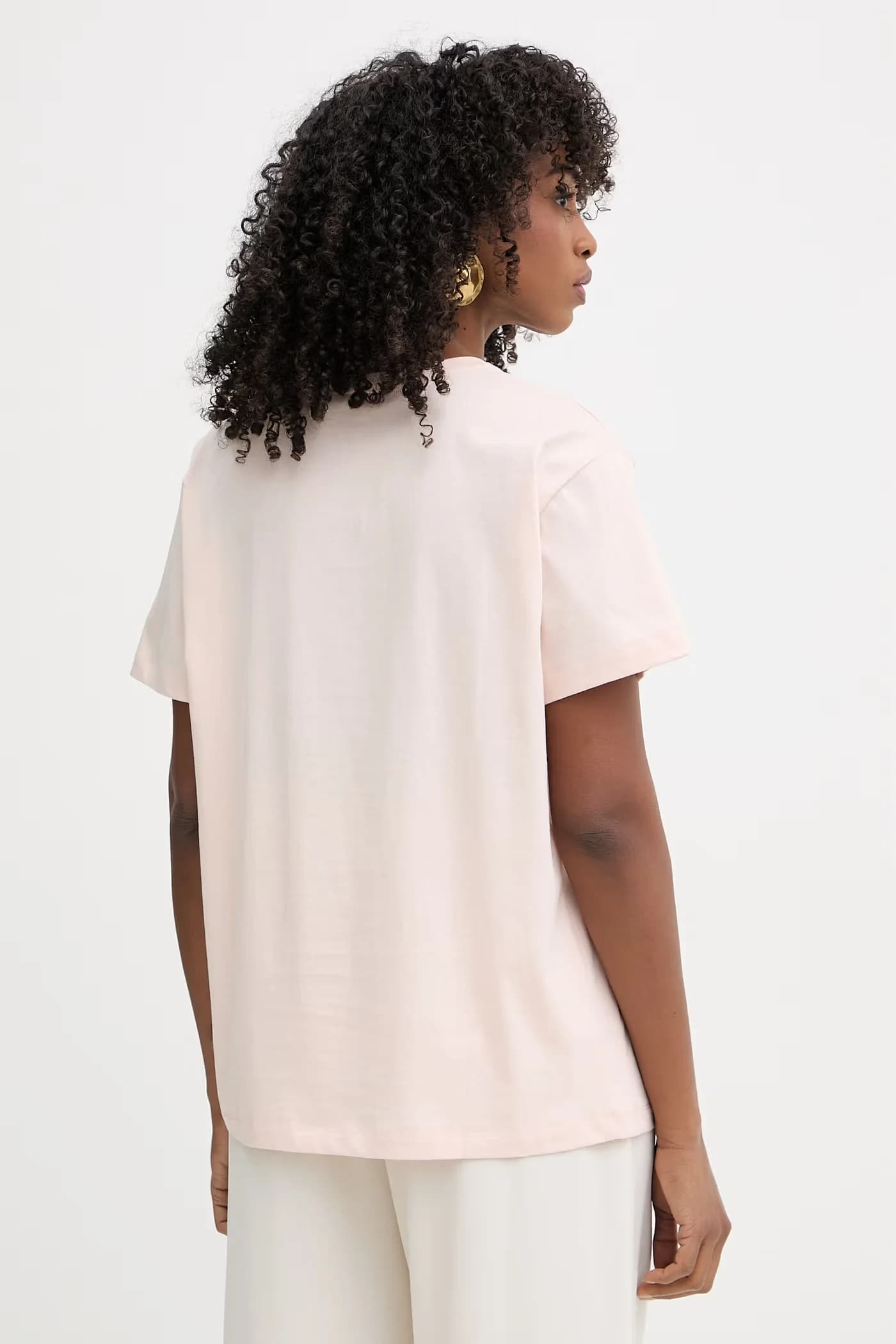 Базовая женская хлопковая футболка - фото 3