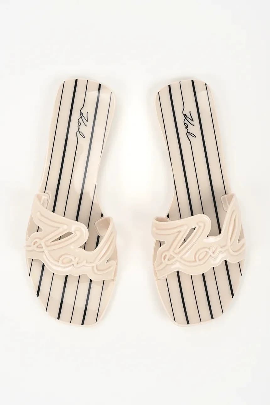 Желейные женские шлепанцы на плоской подошве - фото 4