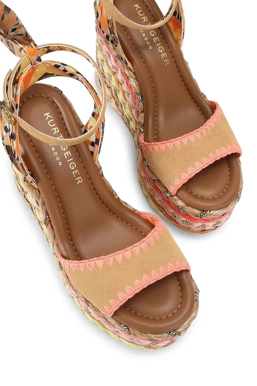 Босоножки Chelsea Scarf на танкетке на высоком каблуке - фото 3