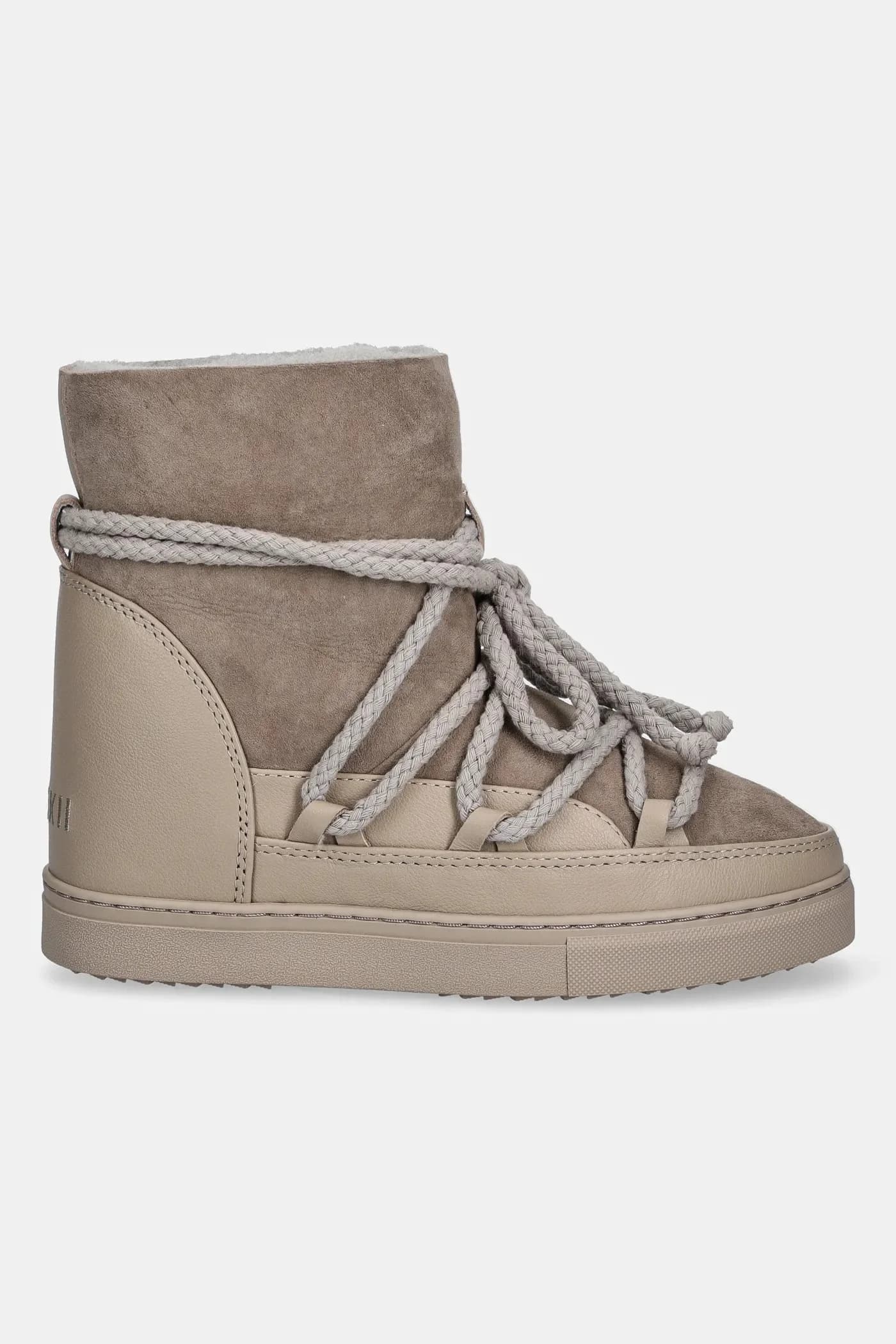 Классические замшевые зимние ботинки на танкетке - фото 2