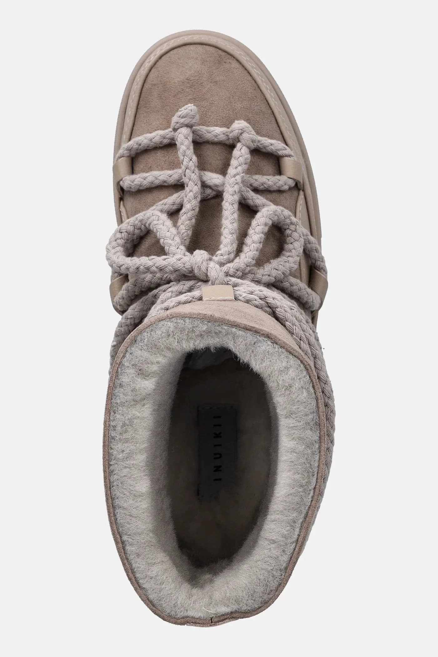 Классические замшевые зимние ботинки на танкетке - фото 4