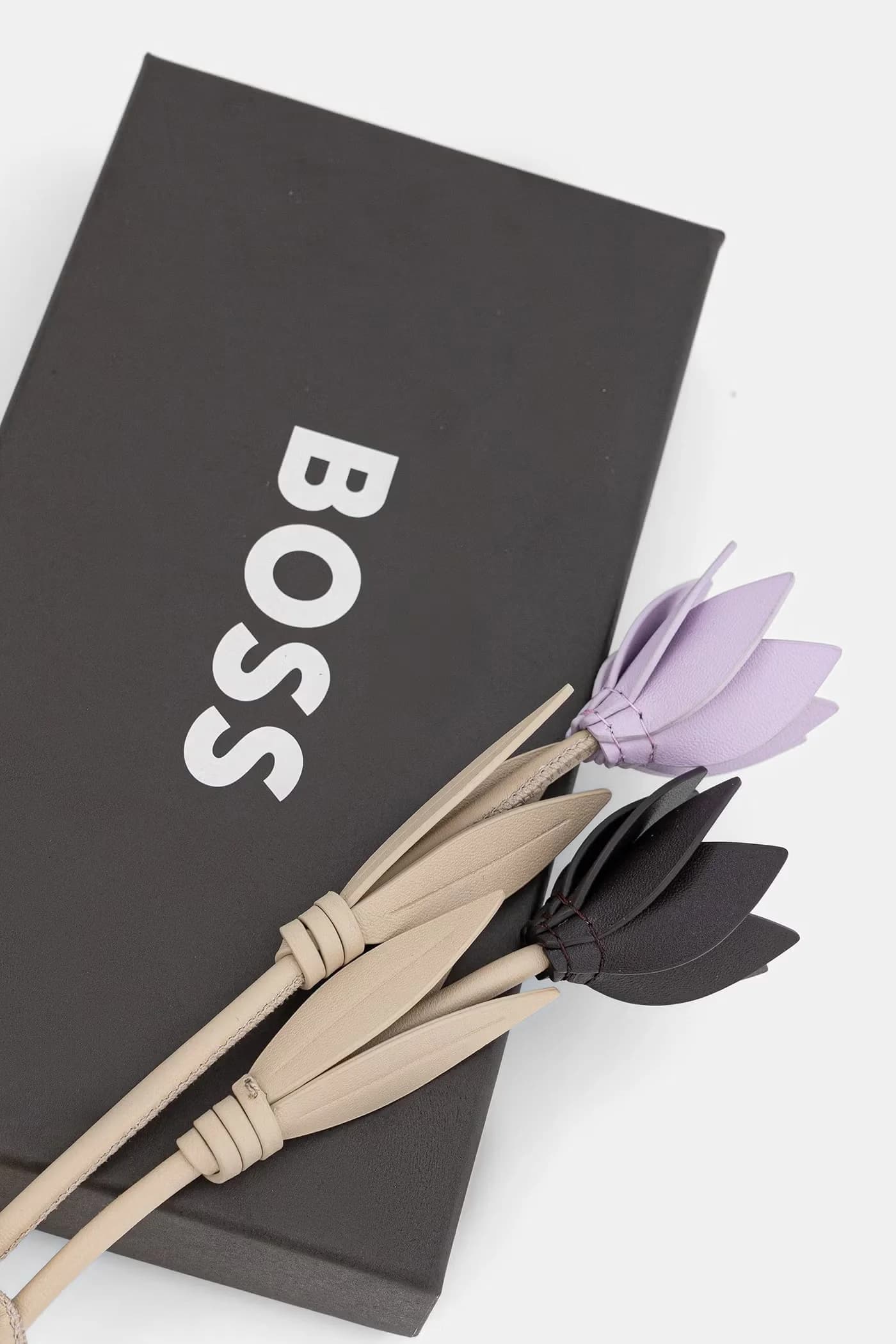 Женский брелок TULI BOSS CHARM - фото 3