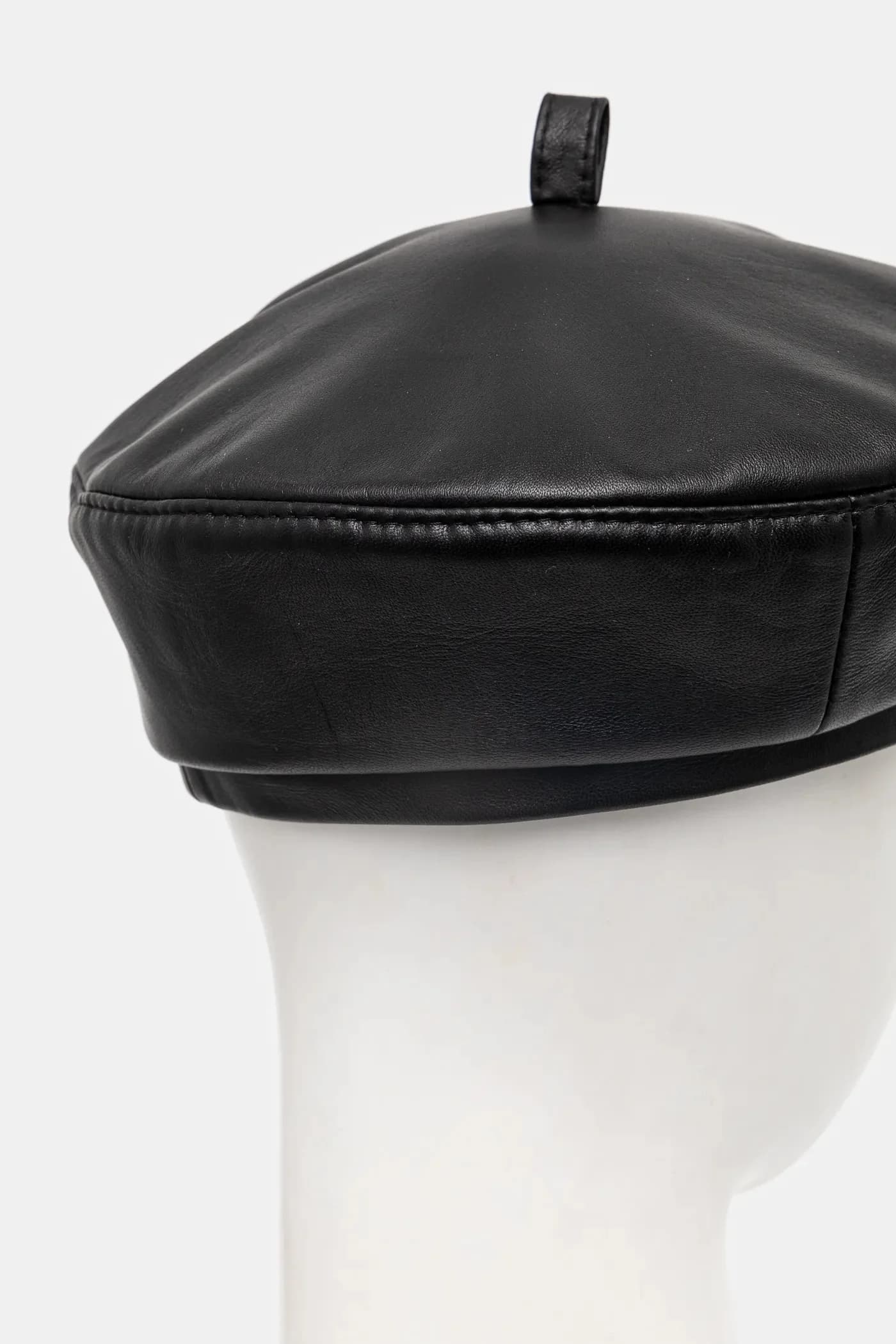 Кожаный берет - фото 4