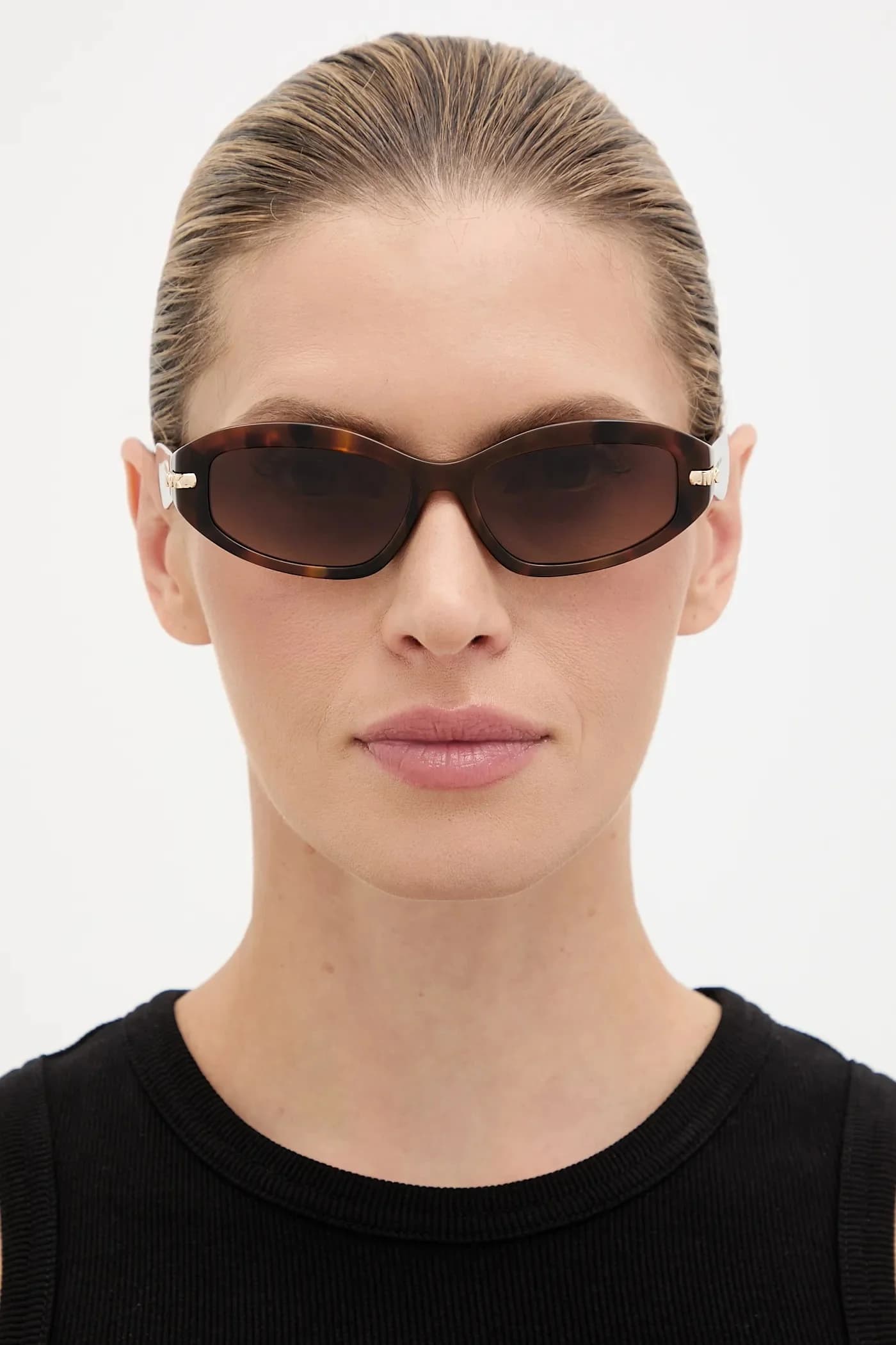 Солнцезащитные очки - фото 7