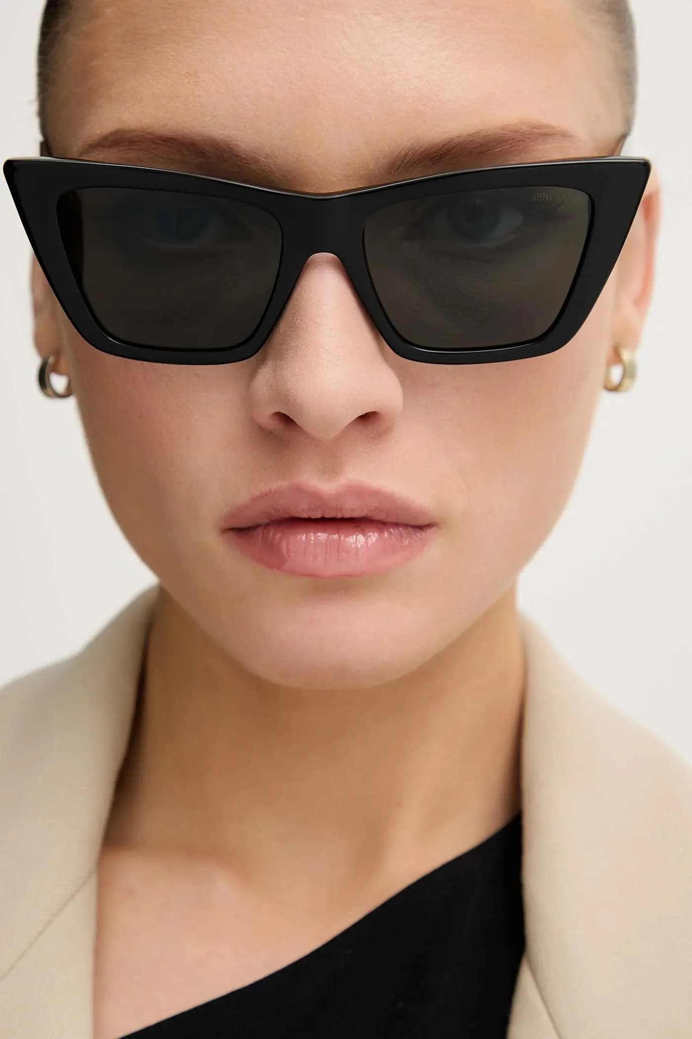 Солнцезащитные очки - фото 7