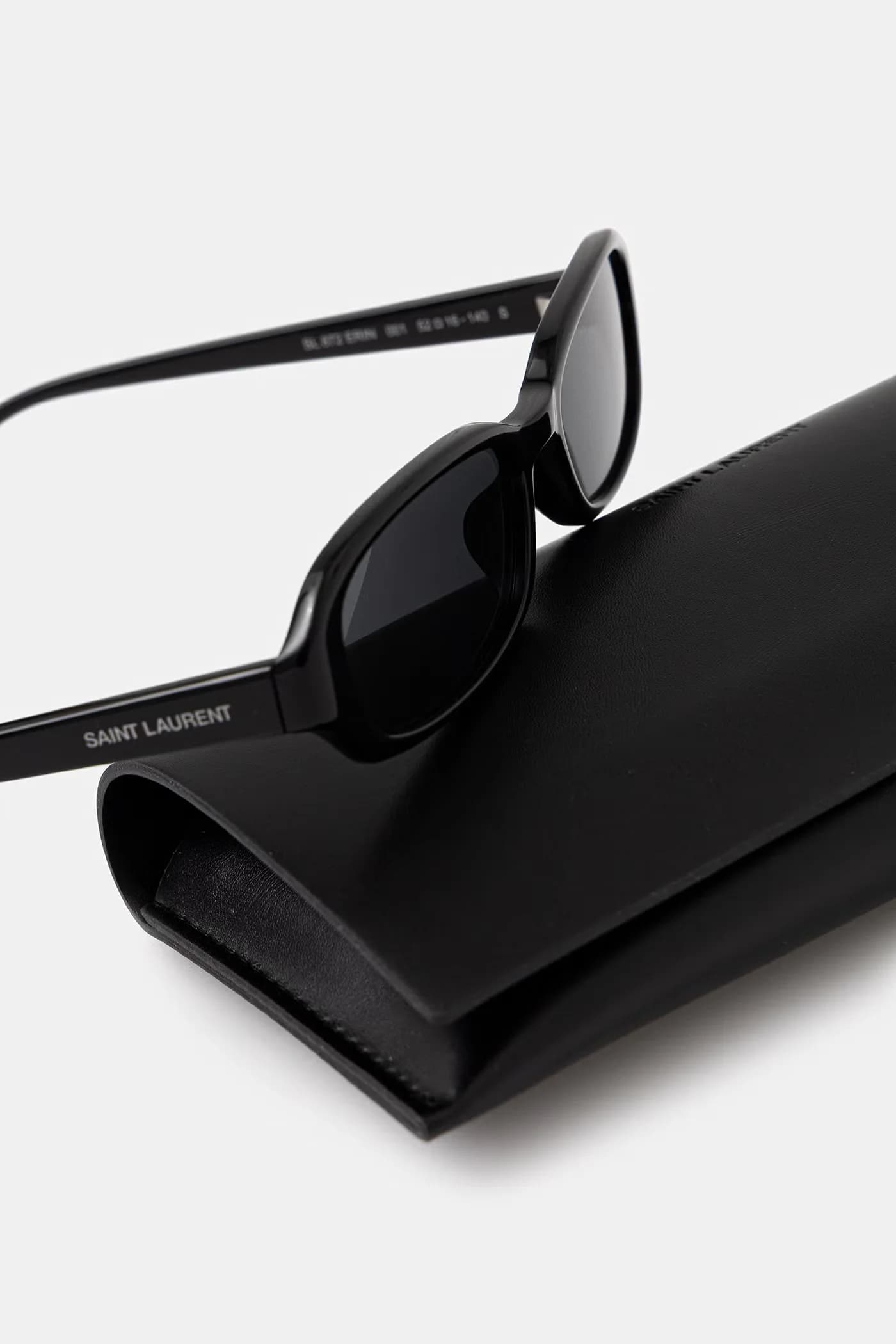 Женские солнцезащитные очки - фото 3