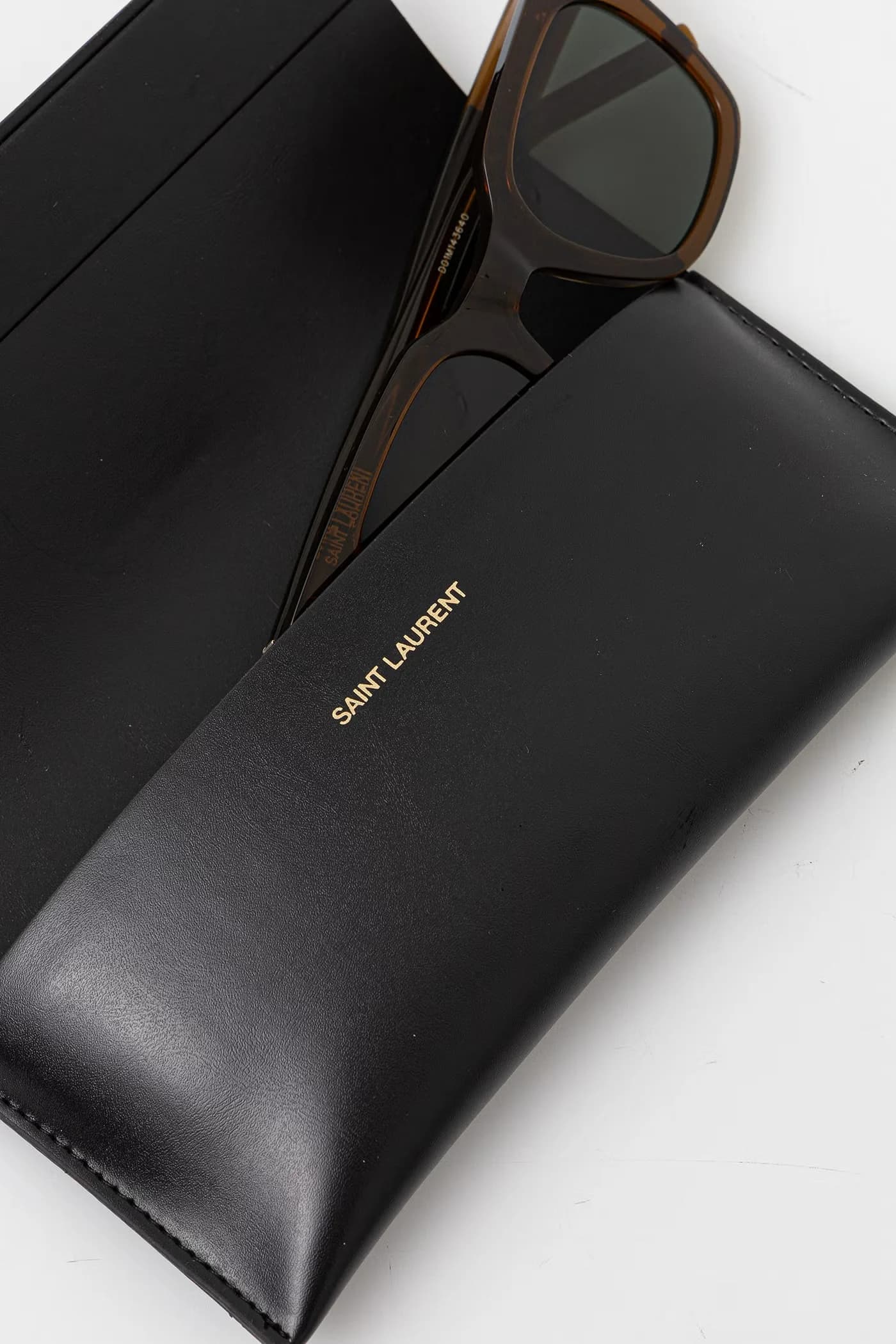 Квадратные солнцезащитные очки - фото 5