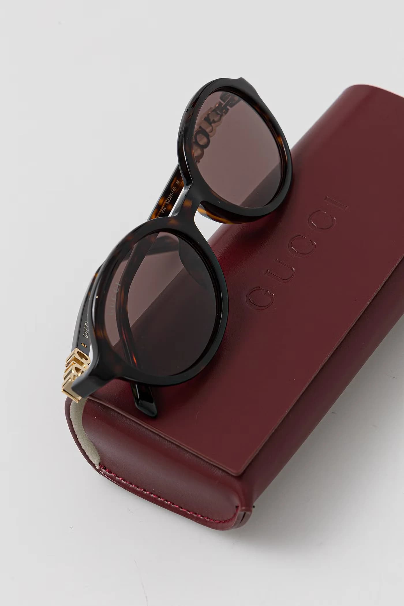 Женские солнцезащитные очки - фото 3