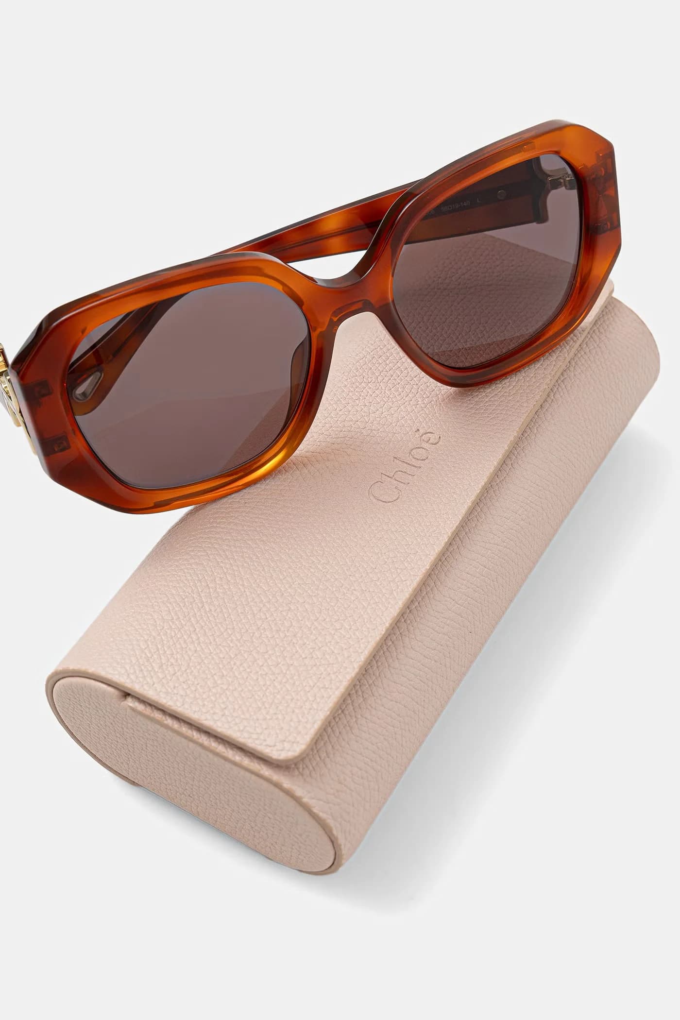 Женские солнцезащитные очки - фото 4