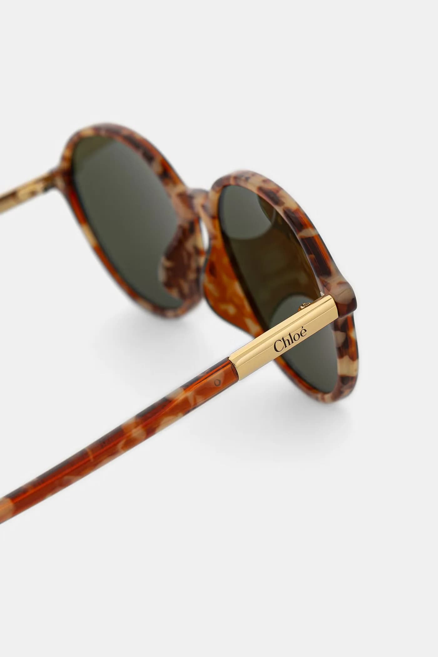 Женские солнцезащитные очки - фото 3