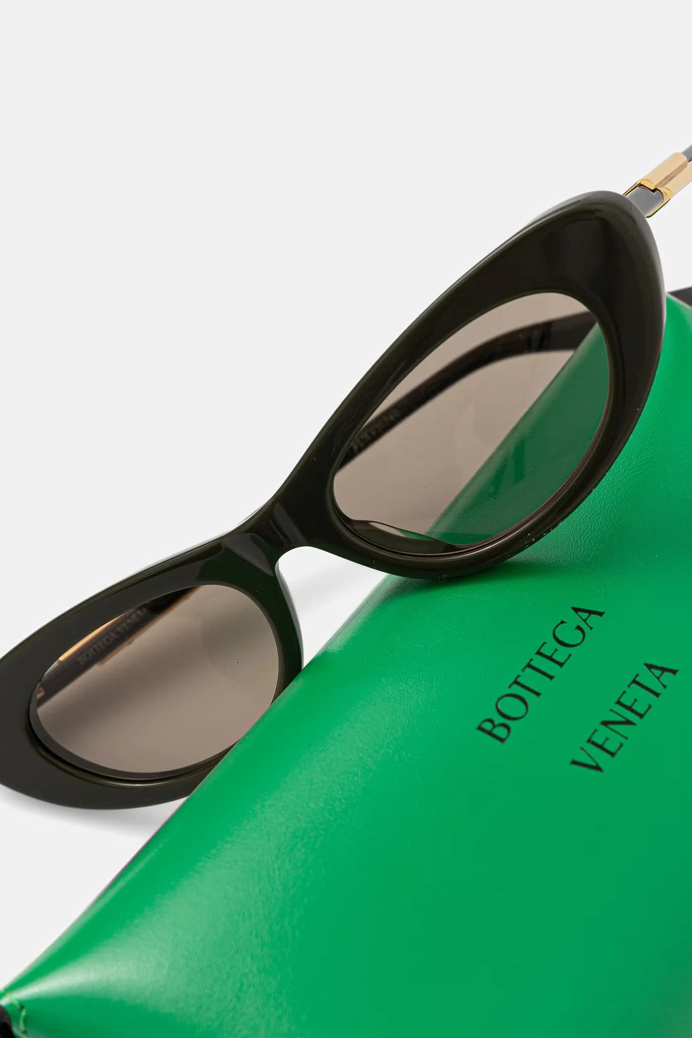 Женские солнцезащитные очки «кошачий глаз» - фото 4