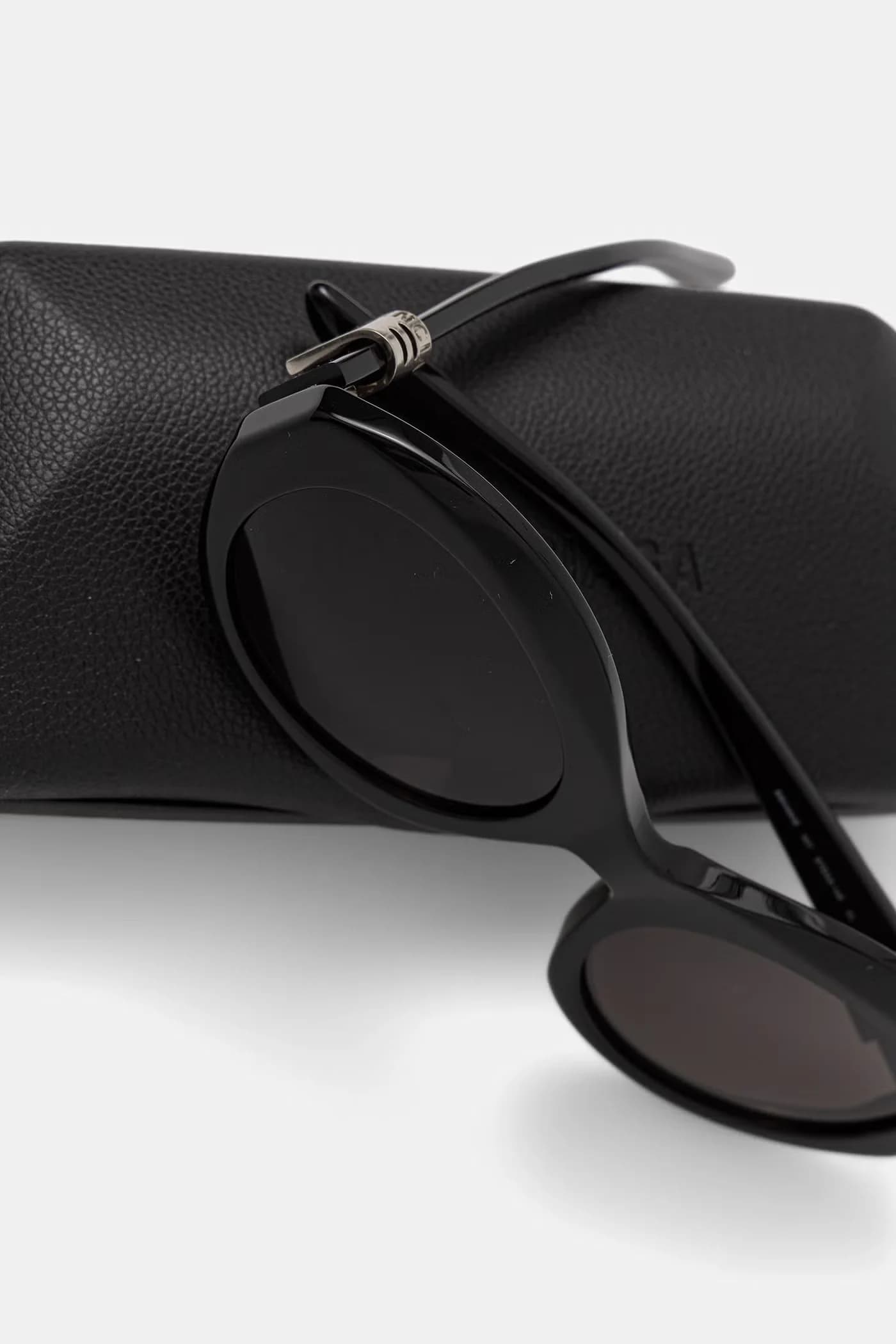 Женские солнцезащитные очки - фото 7