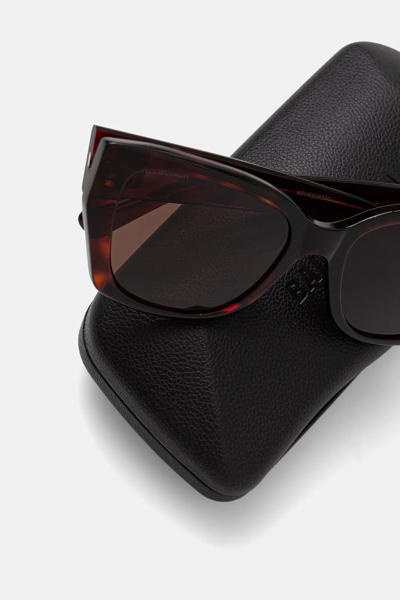 Женские солнцезащитные очки «кошачий глаз» - фото 5