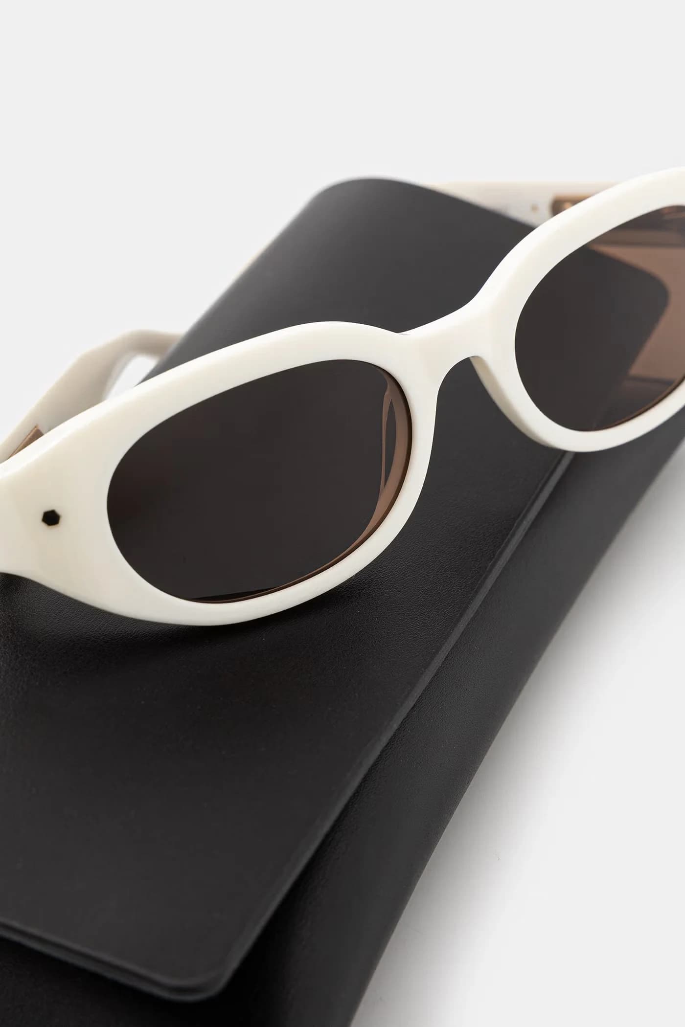 женские солнцезащитные очки Lola - фото 7