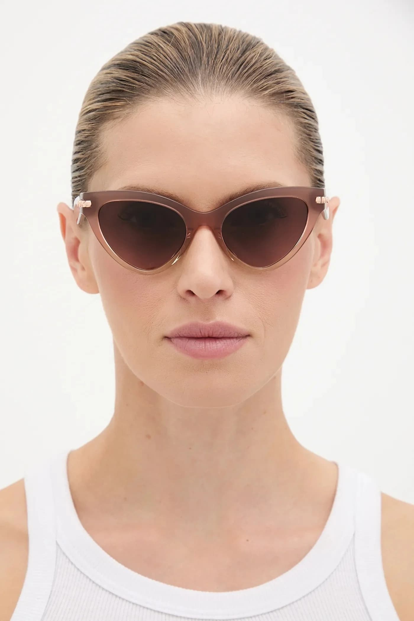 Солнцезащитные очки - фото 13