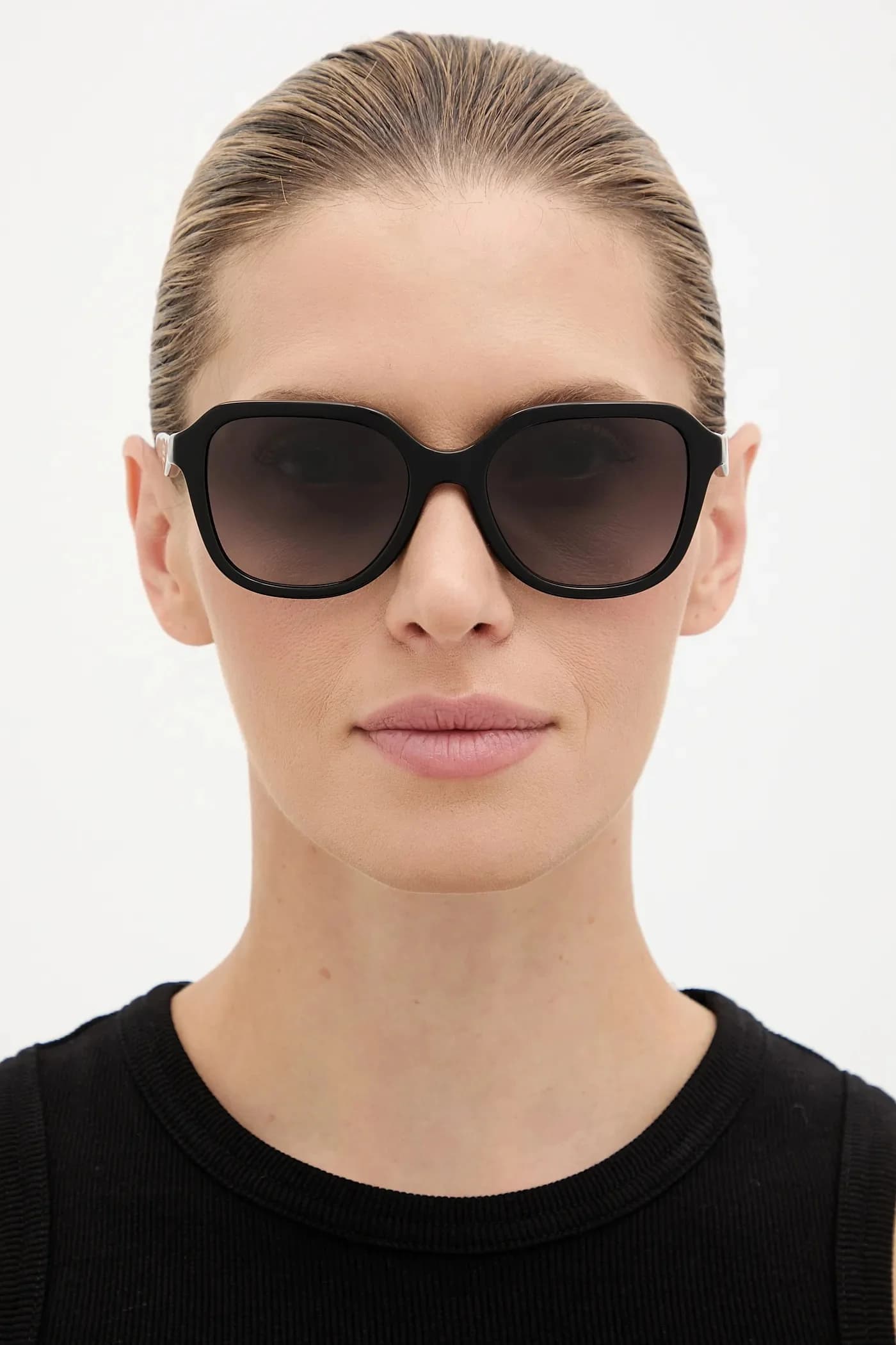 Солнцезащитные очки - фото 7