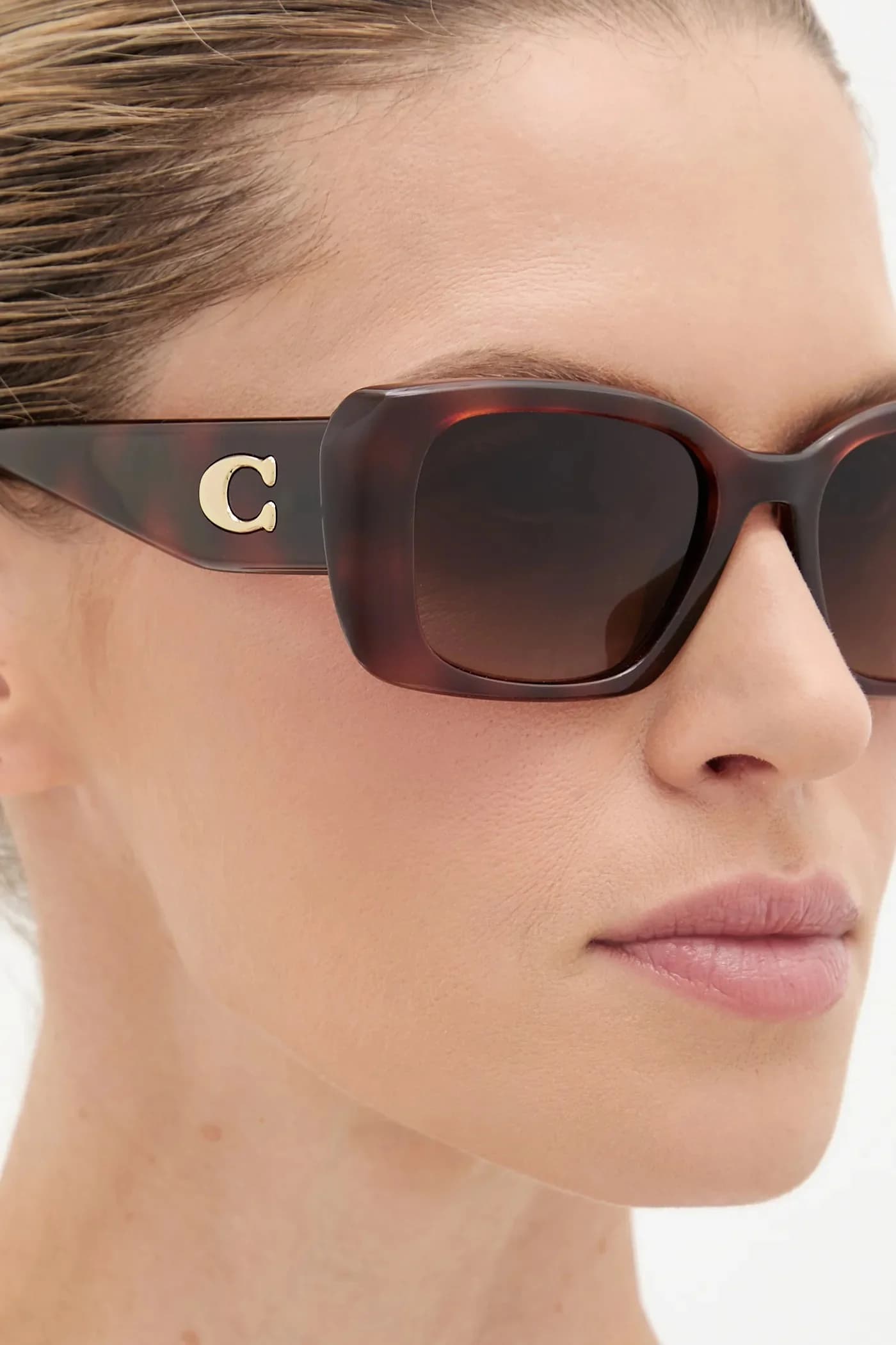 Солнцезащитные очки - фото 11