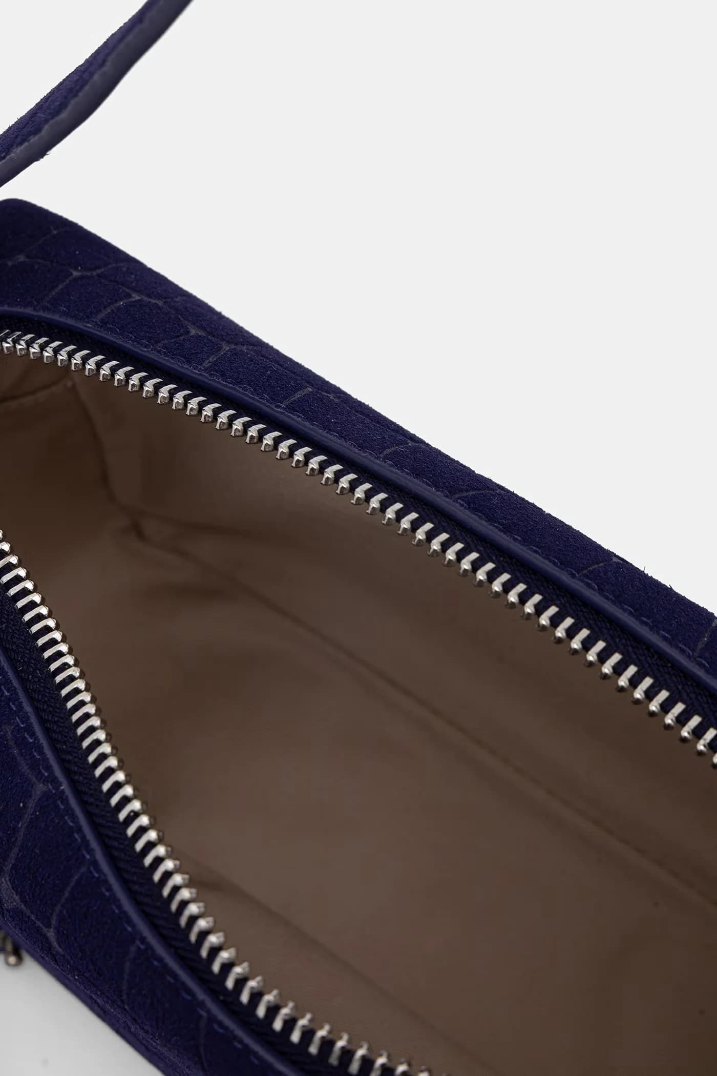 Женская сумка через плечо - фото 9