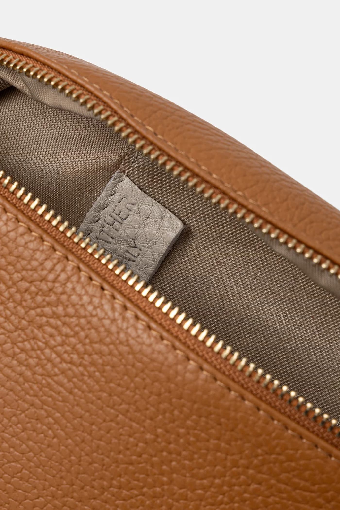 Женская кожаная поясная сумка - фото 5