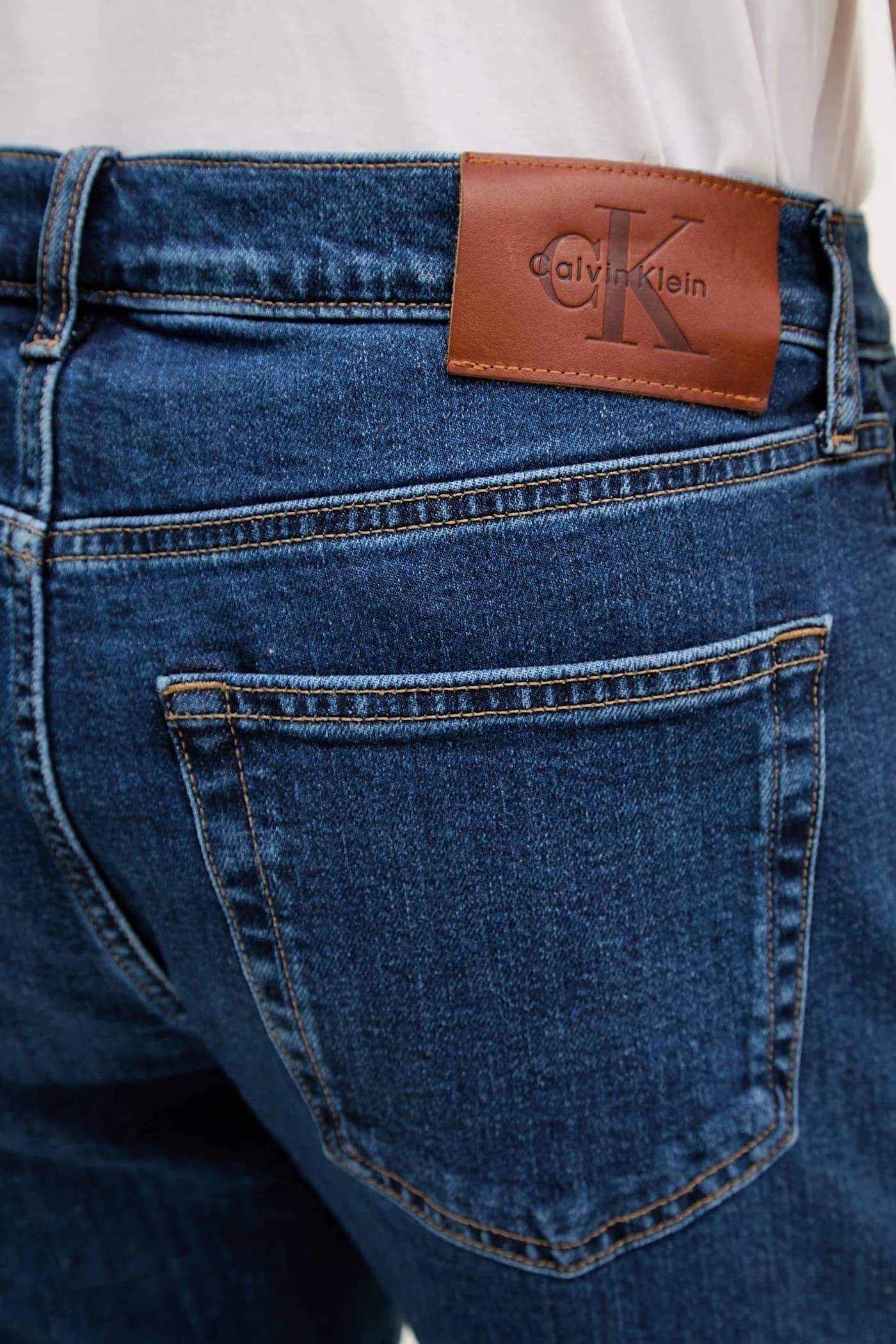 Мужские джинсы узкого кроя - фото 5