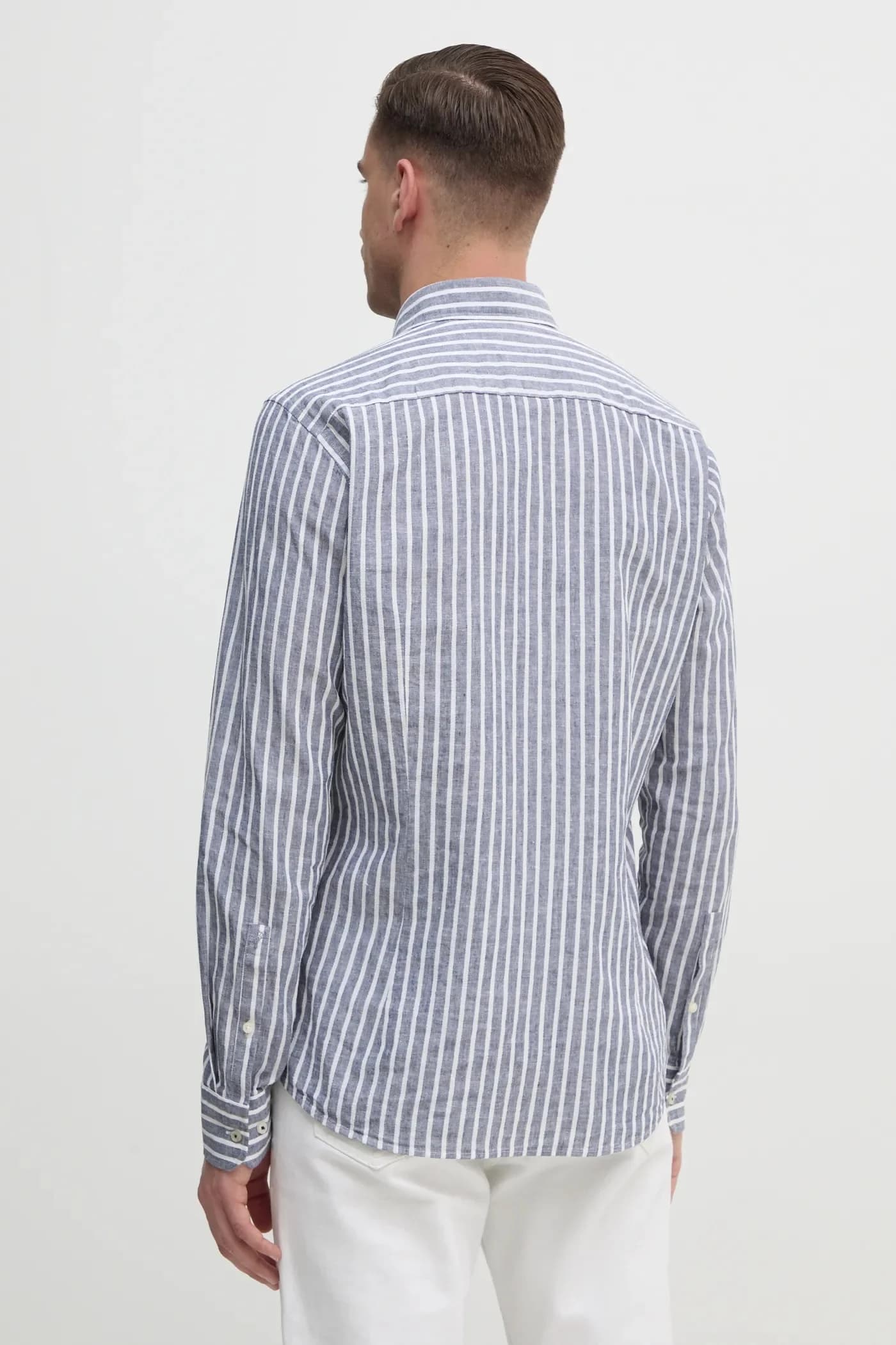 Рубашка из смесового льна - фото 3