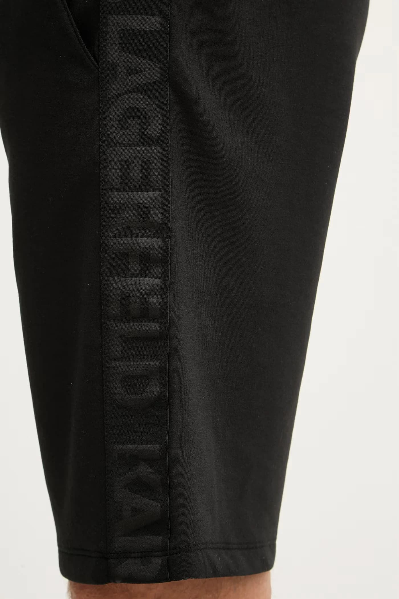 Шорты - фото 4