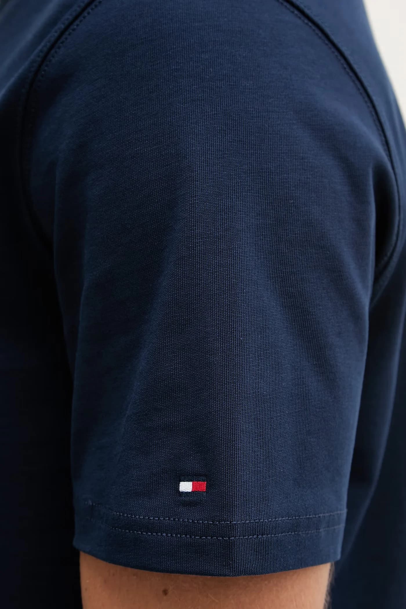 Базовая мужская хлопковая футболка - фото 5