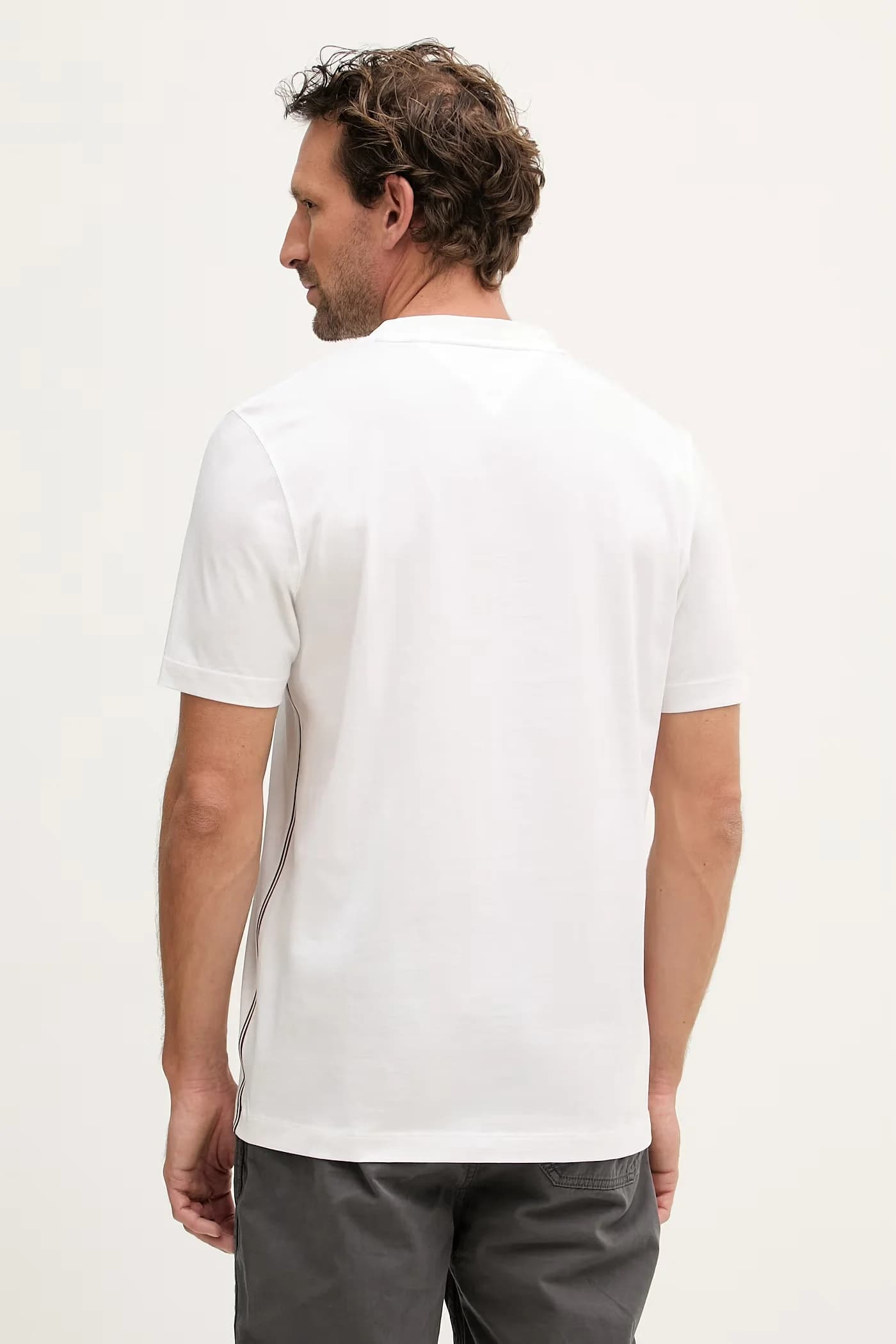 Базовая мужская хлопковая футболка - фото 3