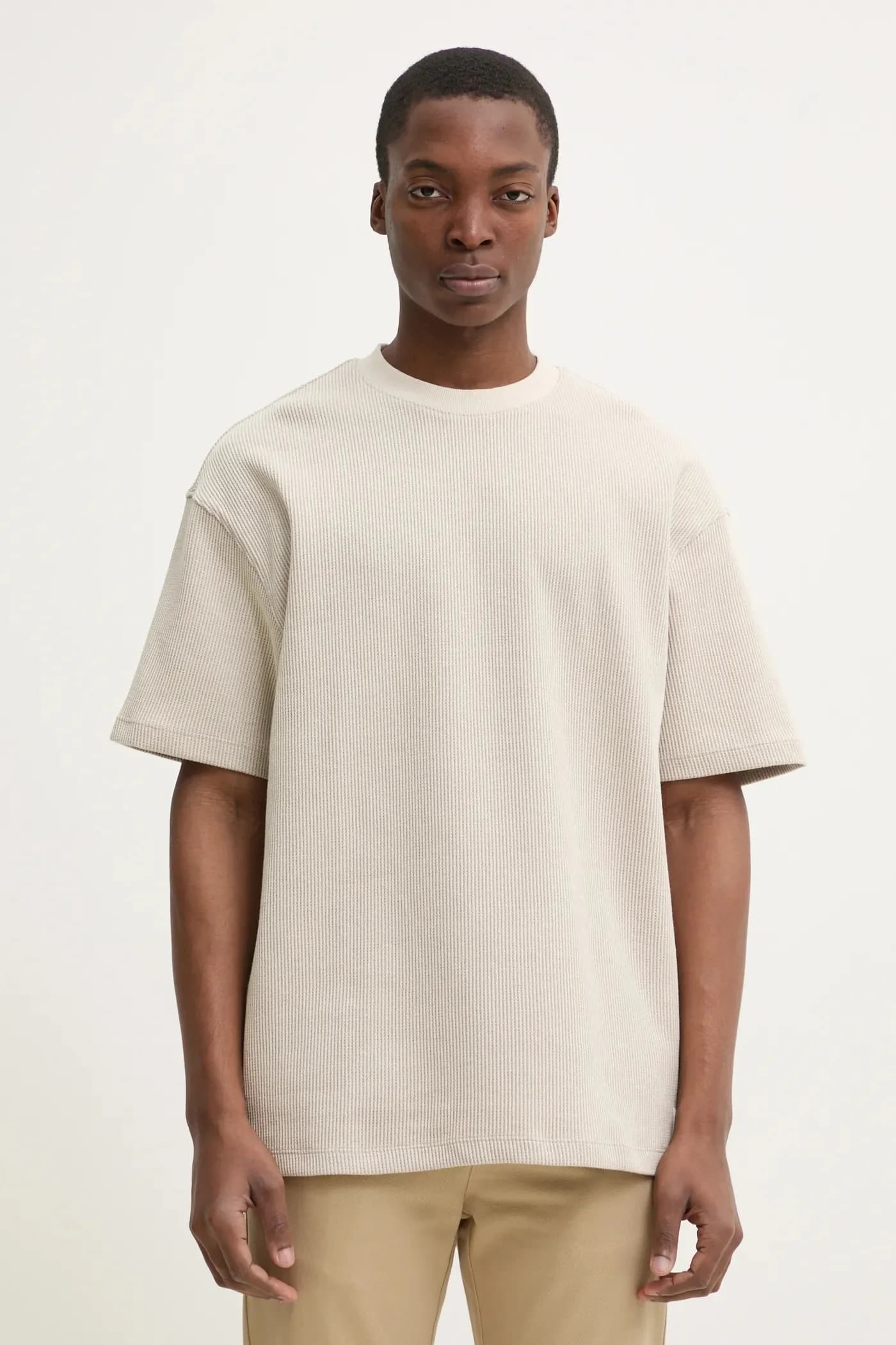 Футболка Nuwaffle