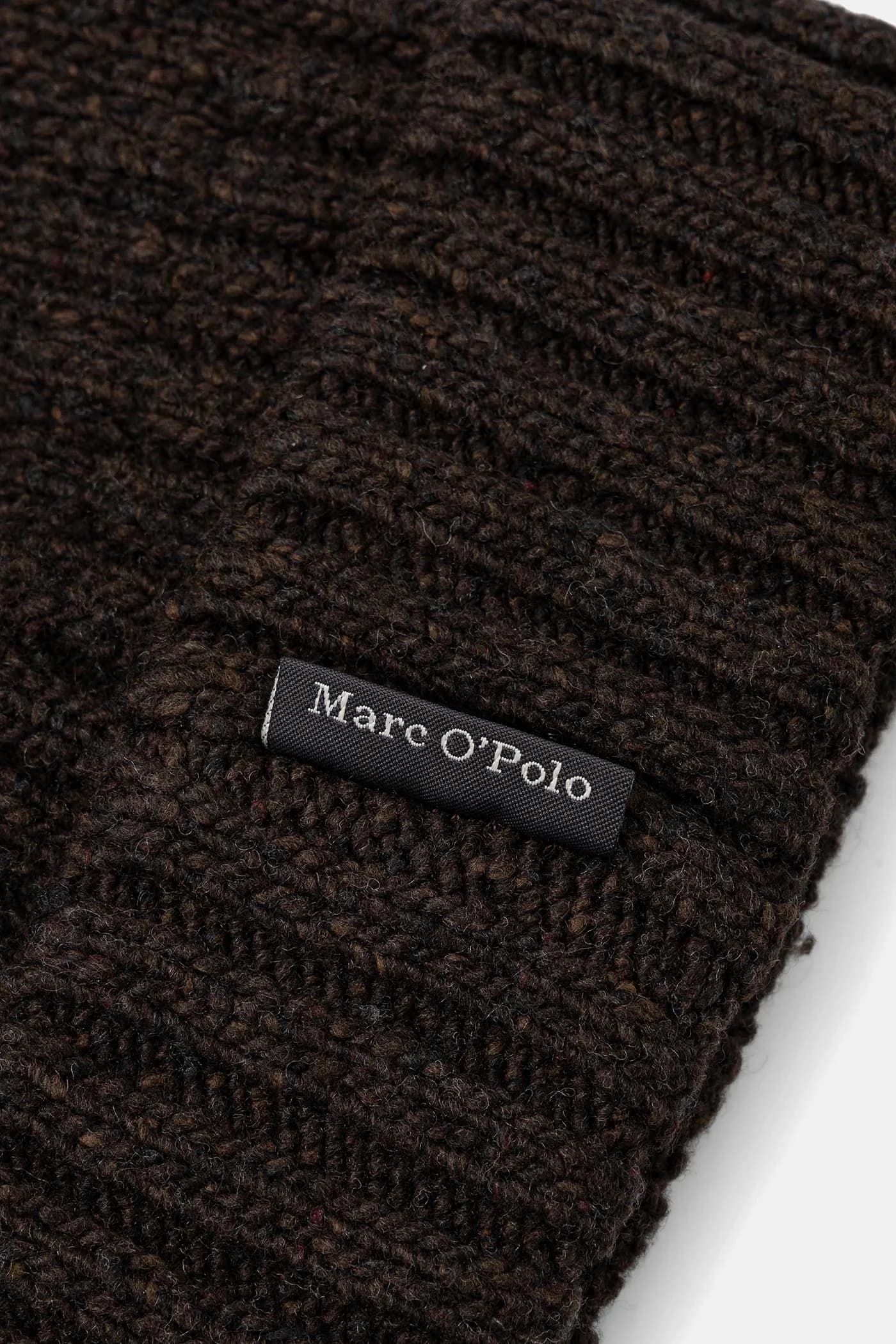 Шапка из смесовой шерсти - фото 5