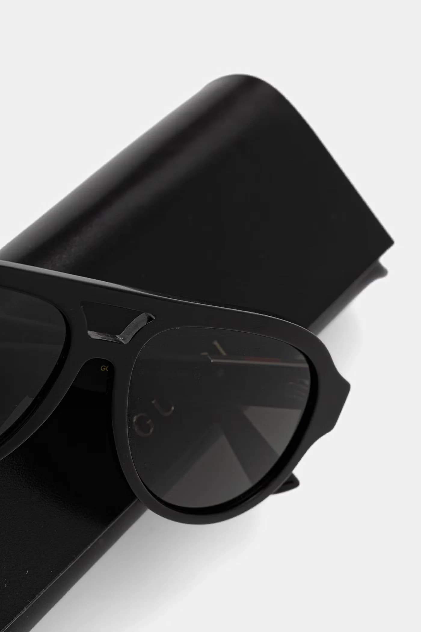 Мужские солнцезащитные очки-авиаторы - фото 5