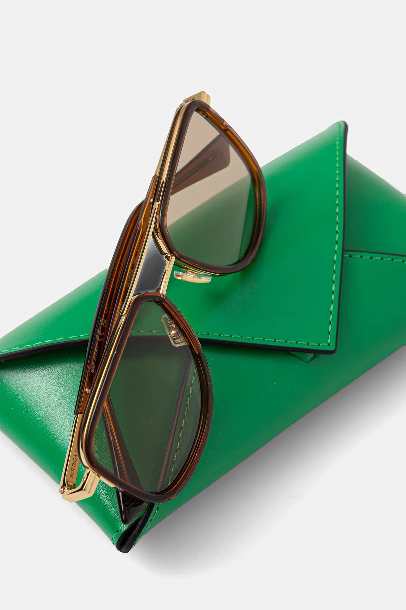 Мужские солнцезащитные очки - фото 5